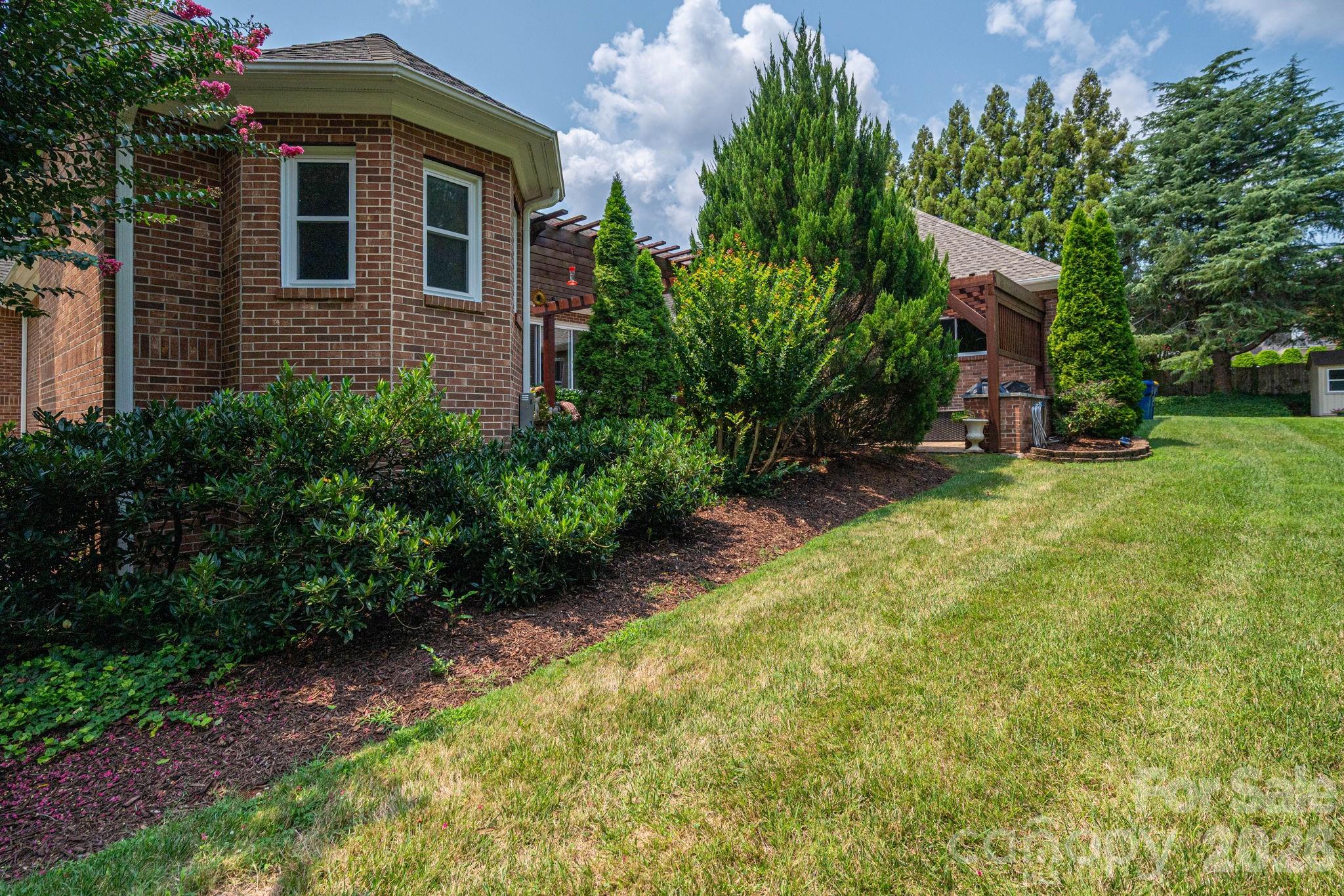 5023 Samuel Pinckney Drive — Belmont