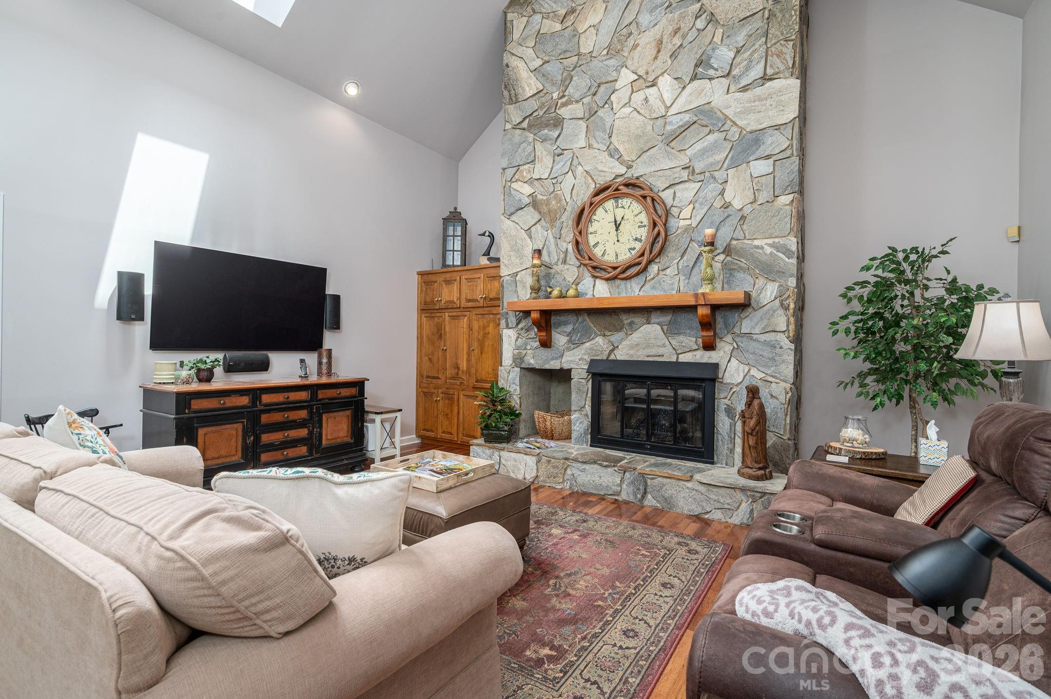 5023 Samuel Pinckney Drive — Belmont