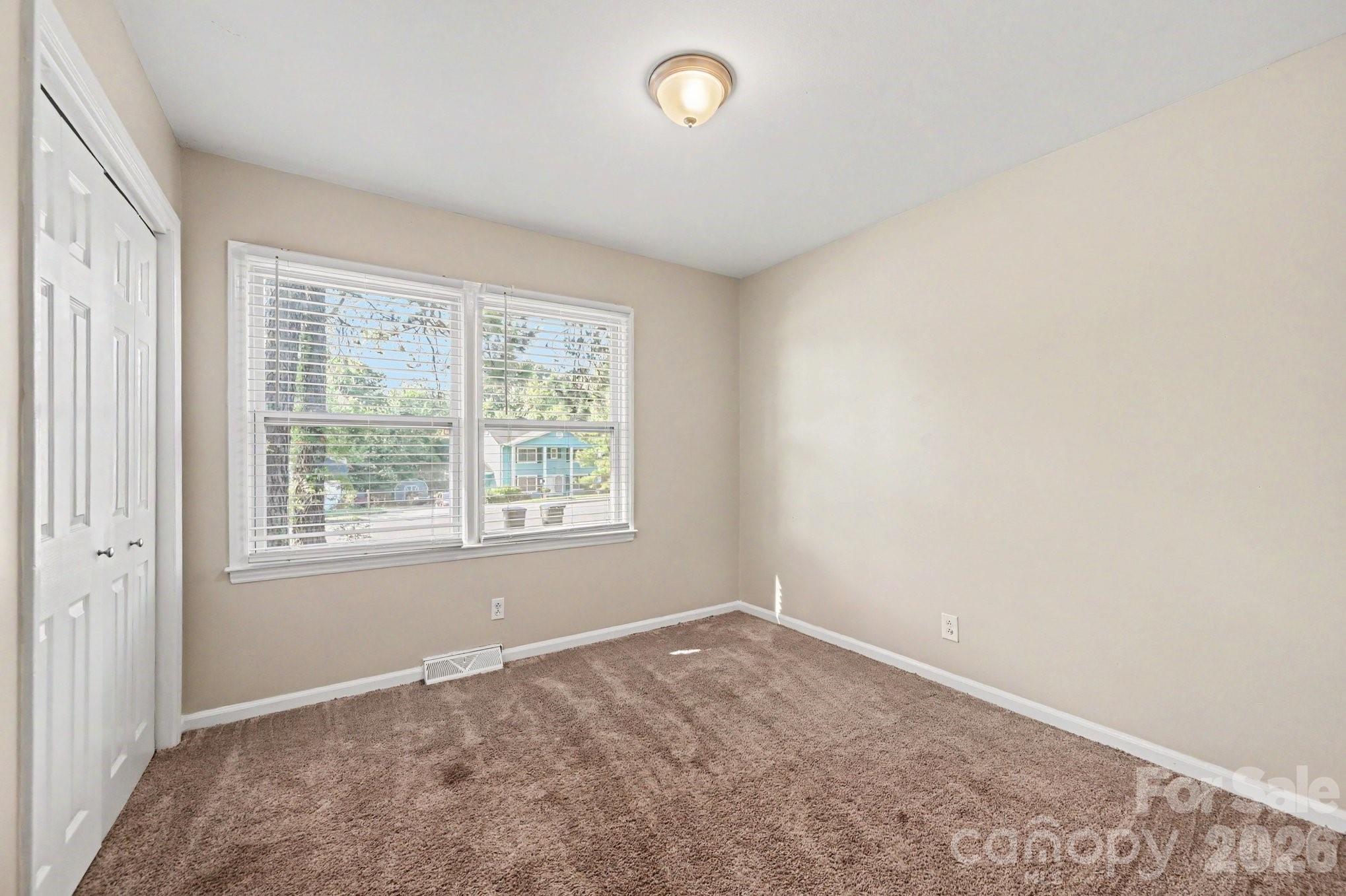 6915 Idlewild Road — Charlotte