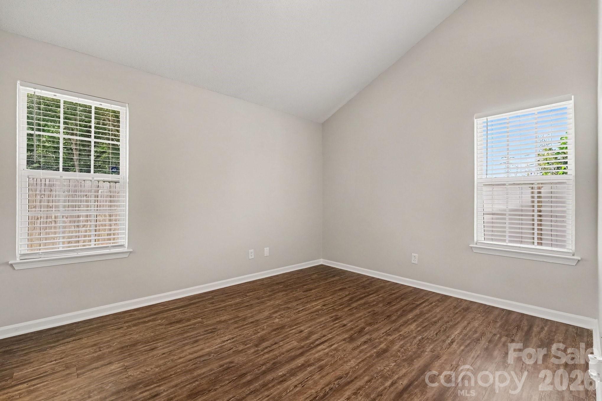 4104 Canyon Creek Lane — Charlotte