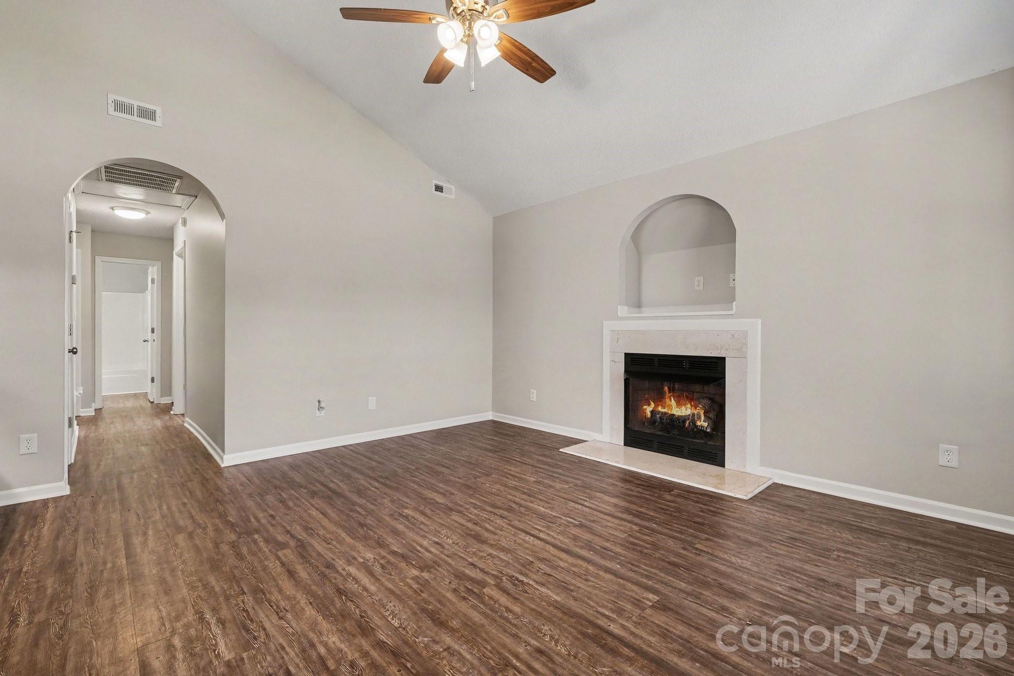 4104 Canyon Creek Lane — Charlotte
