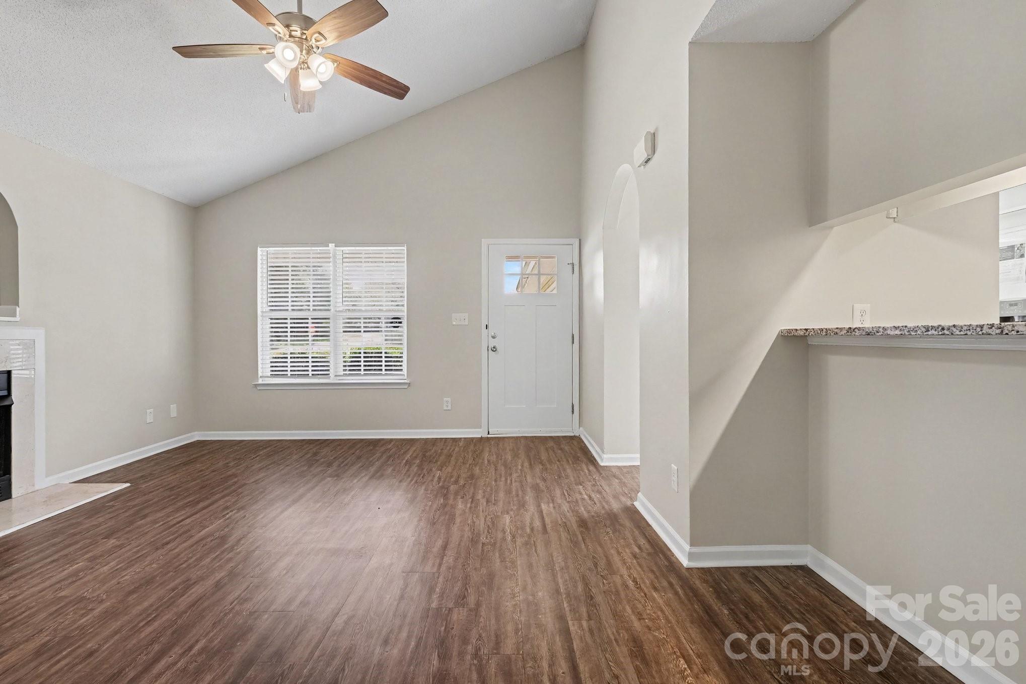 4104 Canyon Creek Lane — Charlotte