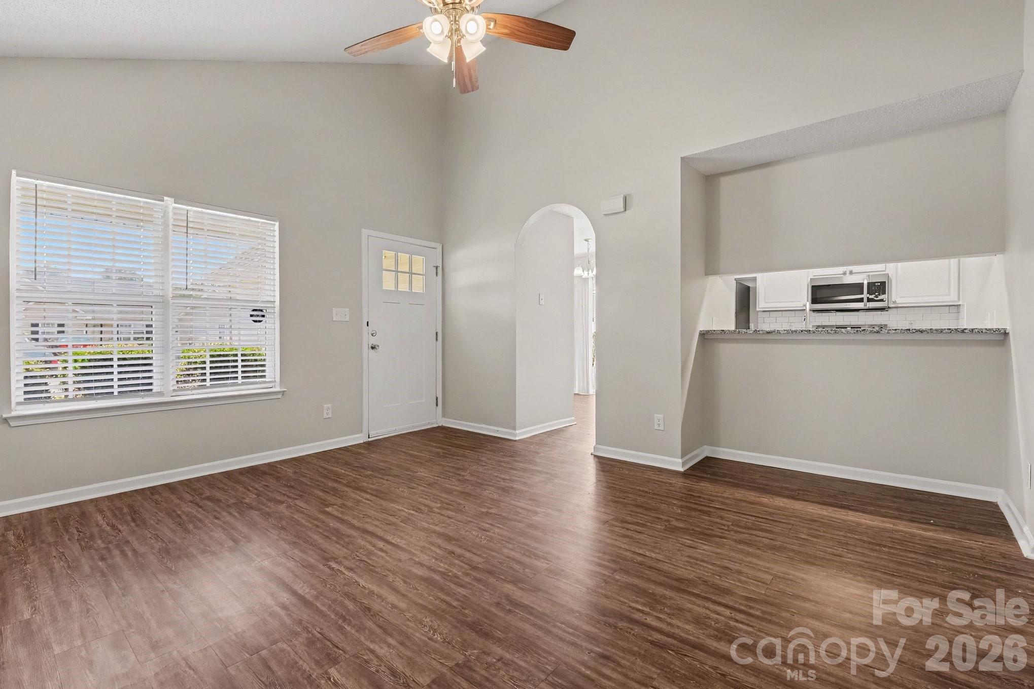 4104 Canyon Creek Lane — Charlotte