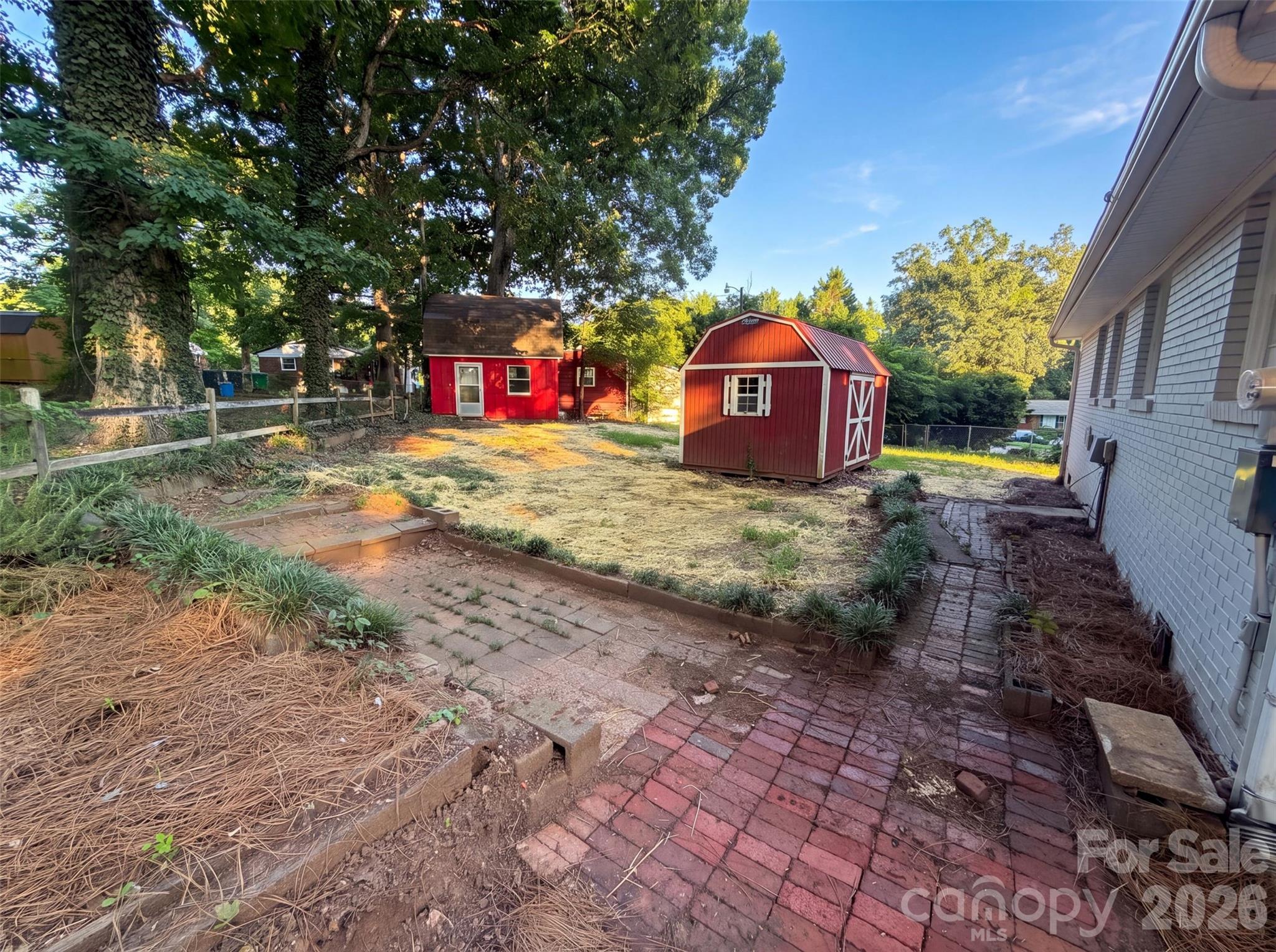 1933 Choyce Circle — Charlotte