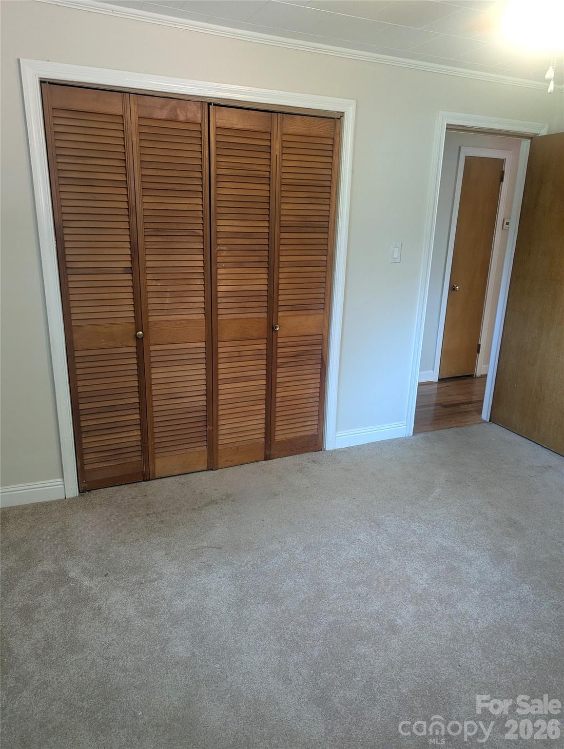 605 Lincoln Lane — Lenoir