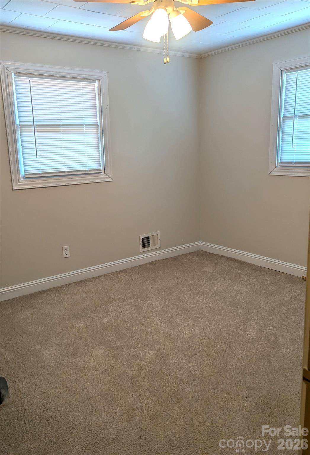 605 Lincoln Lane — Lenoir