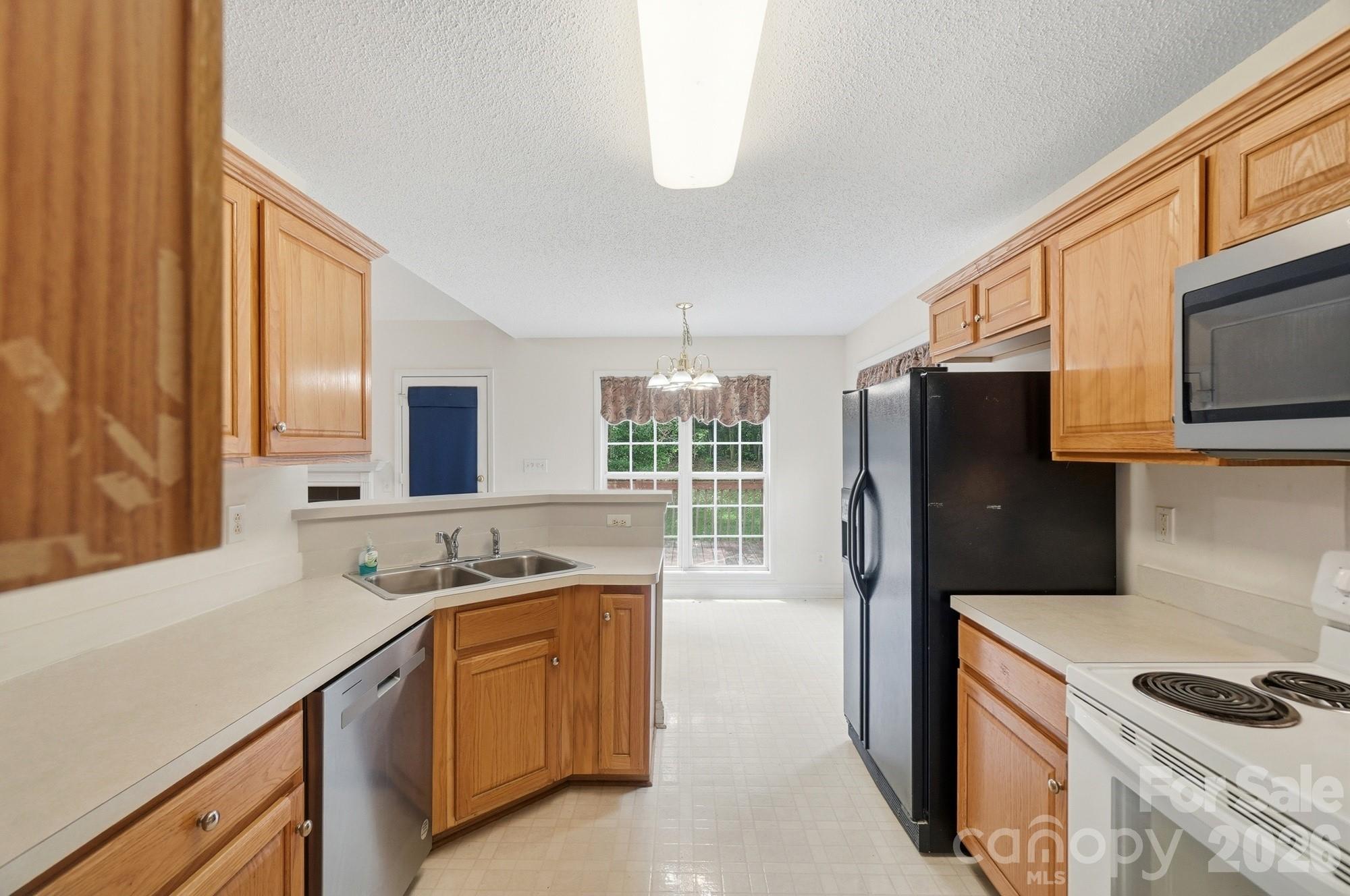 3405 Continental Drive — Monroe