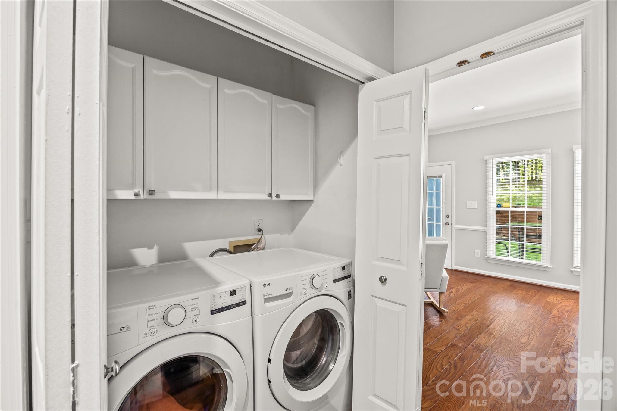 5933 Fitzwilliams Lane — Charlotte