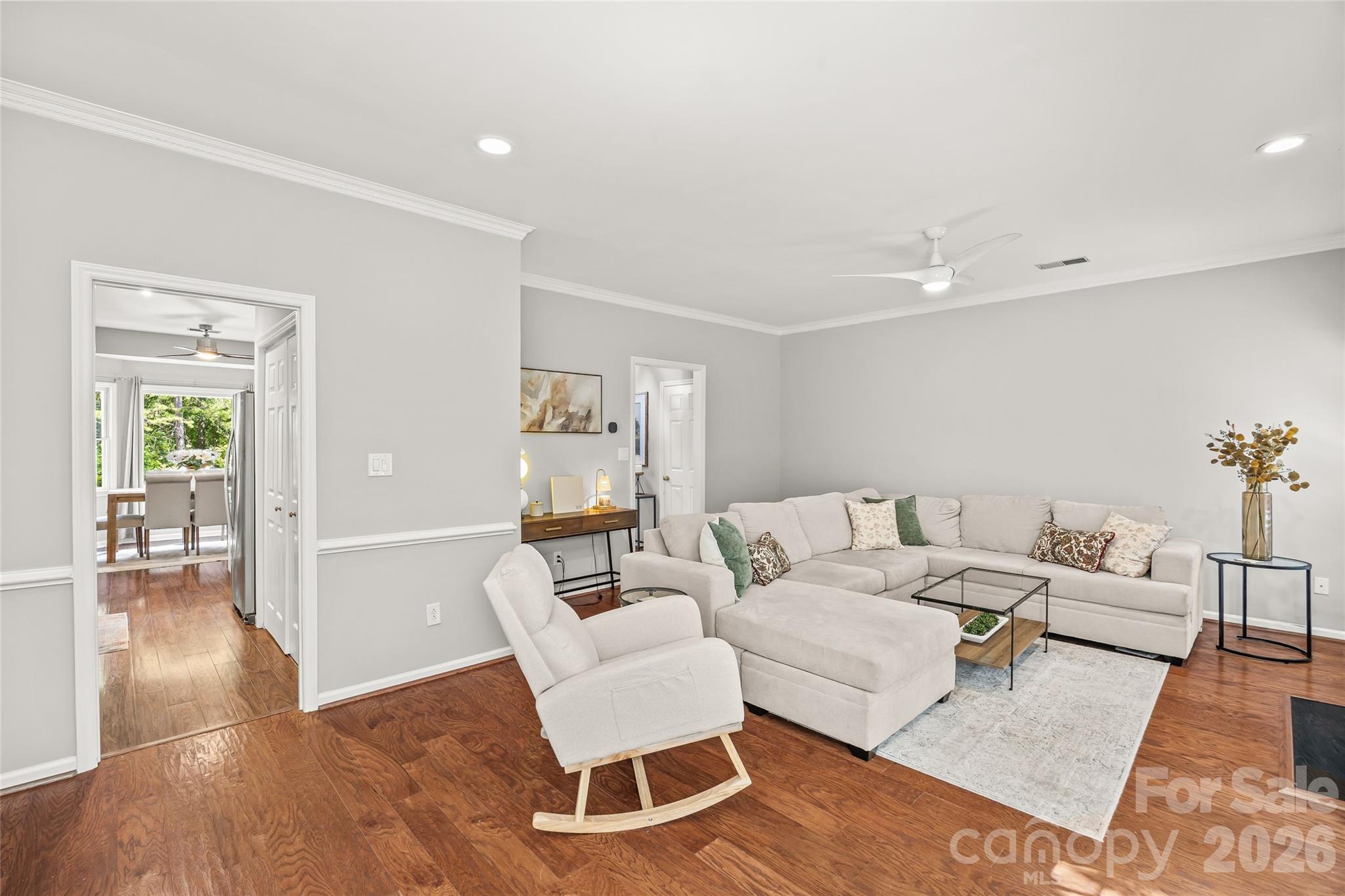 5933 Fitzwilliams Lane — Charlotte