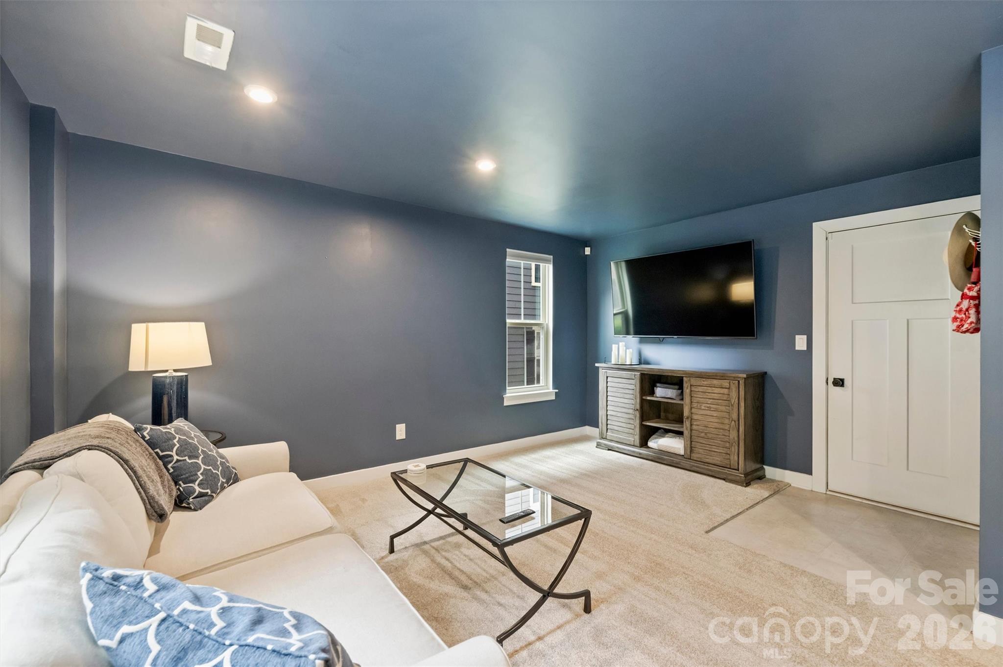 1940 Catkin Lane — Charlotte