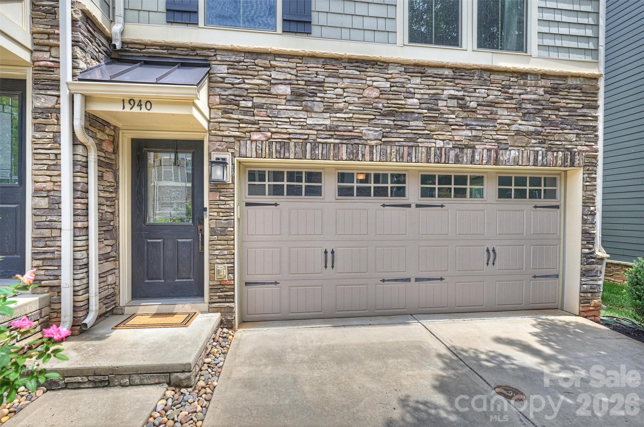 1940 Catkin Lane — Charlotte