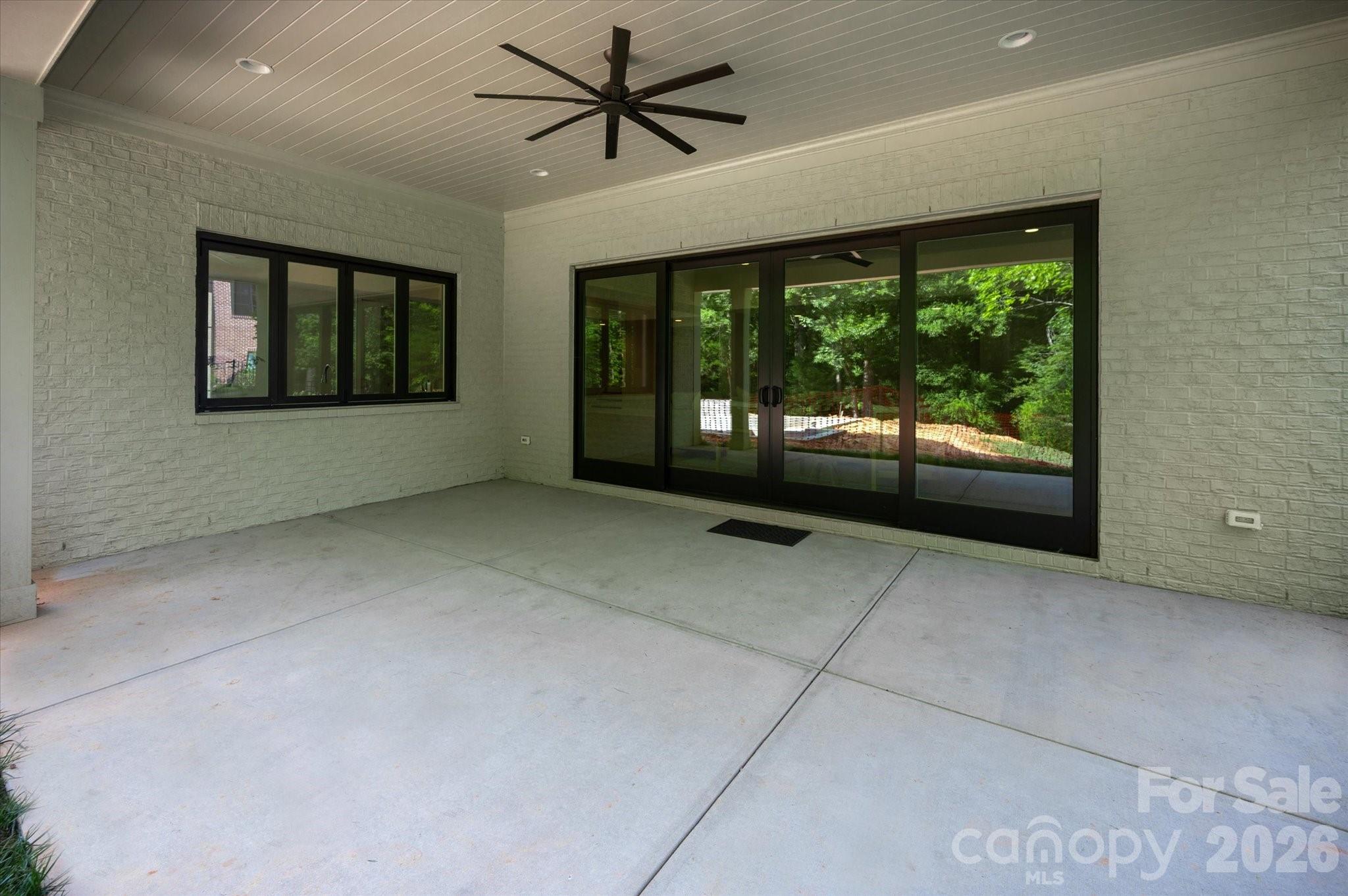 213 Crest Court — Weddington