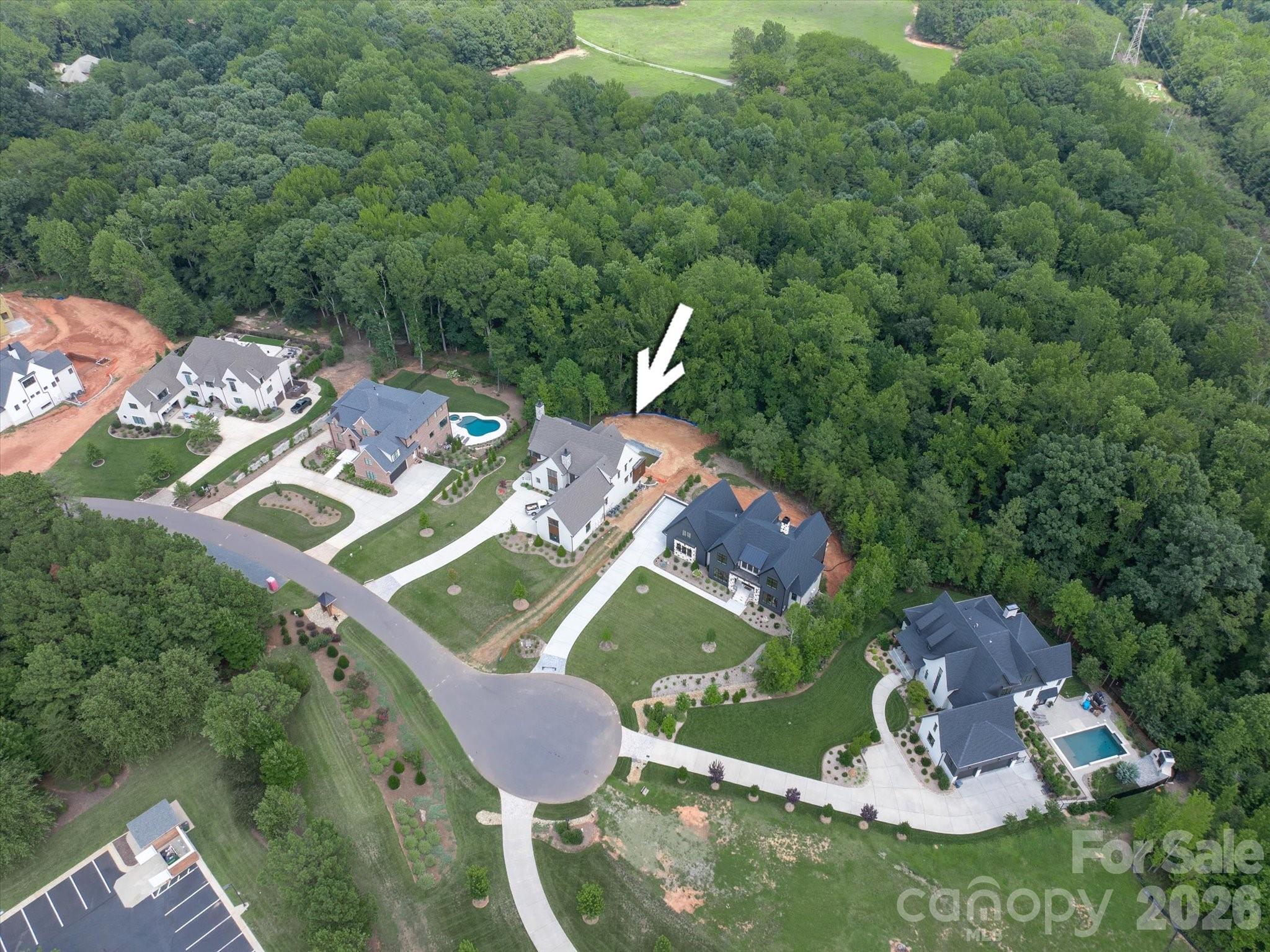 213 Crest Court — Weddington