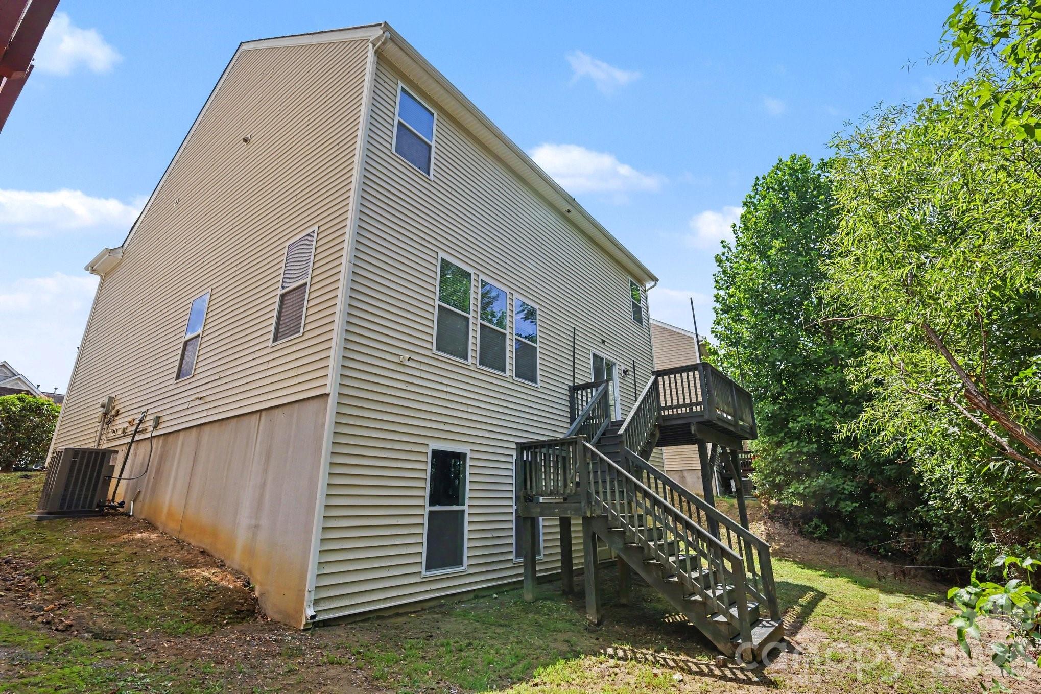 2318 Sonoma Valley Drive — Charlotte