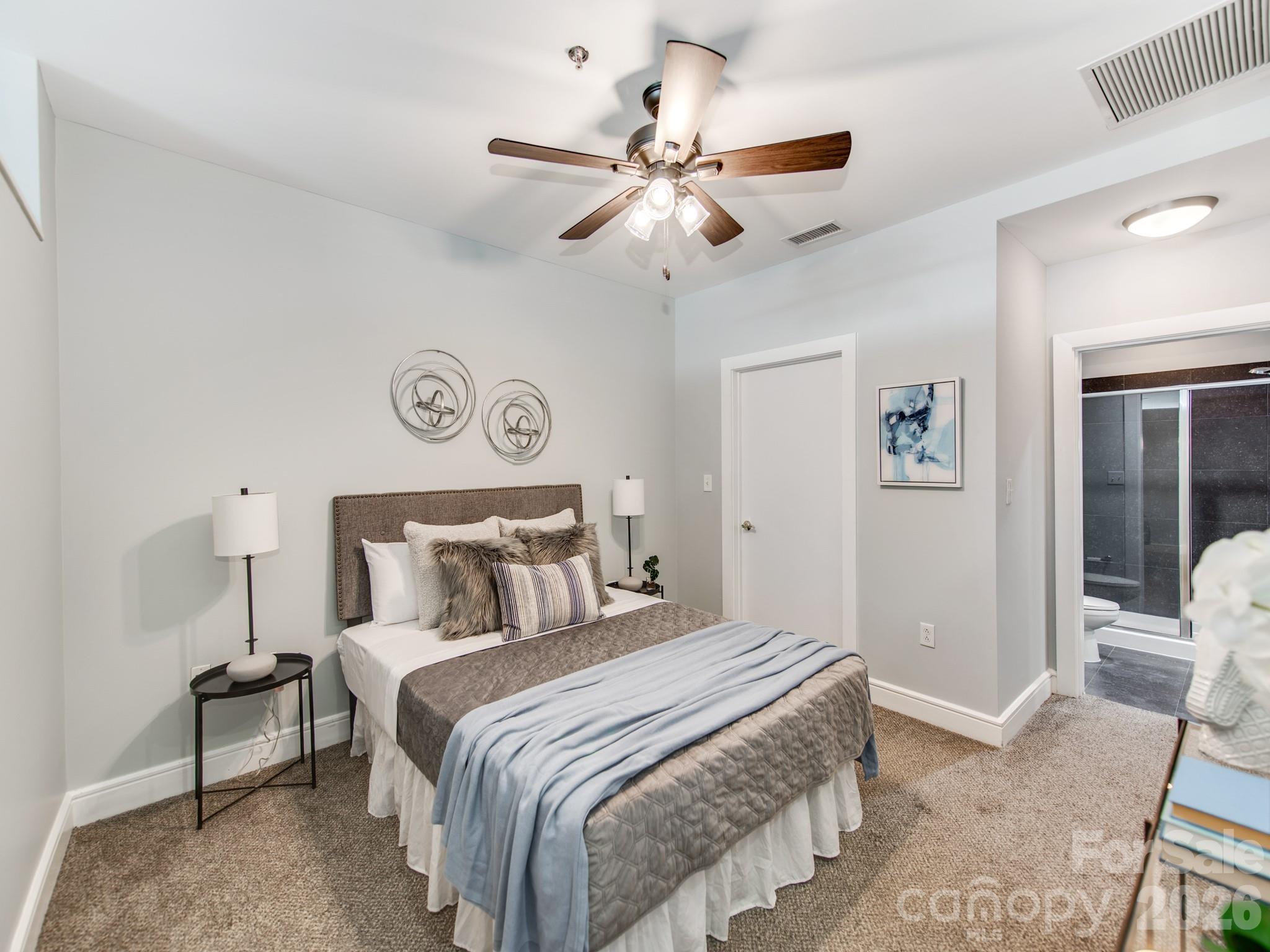 333 W Trade Street #2603 — Charlotte