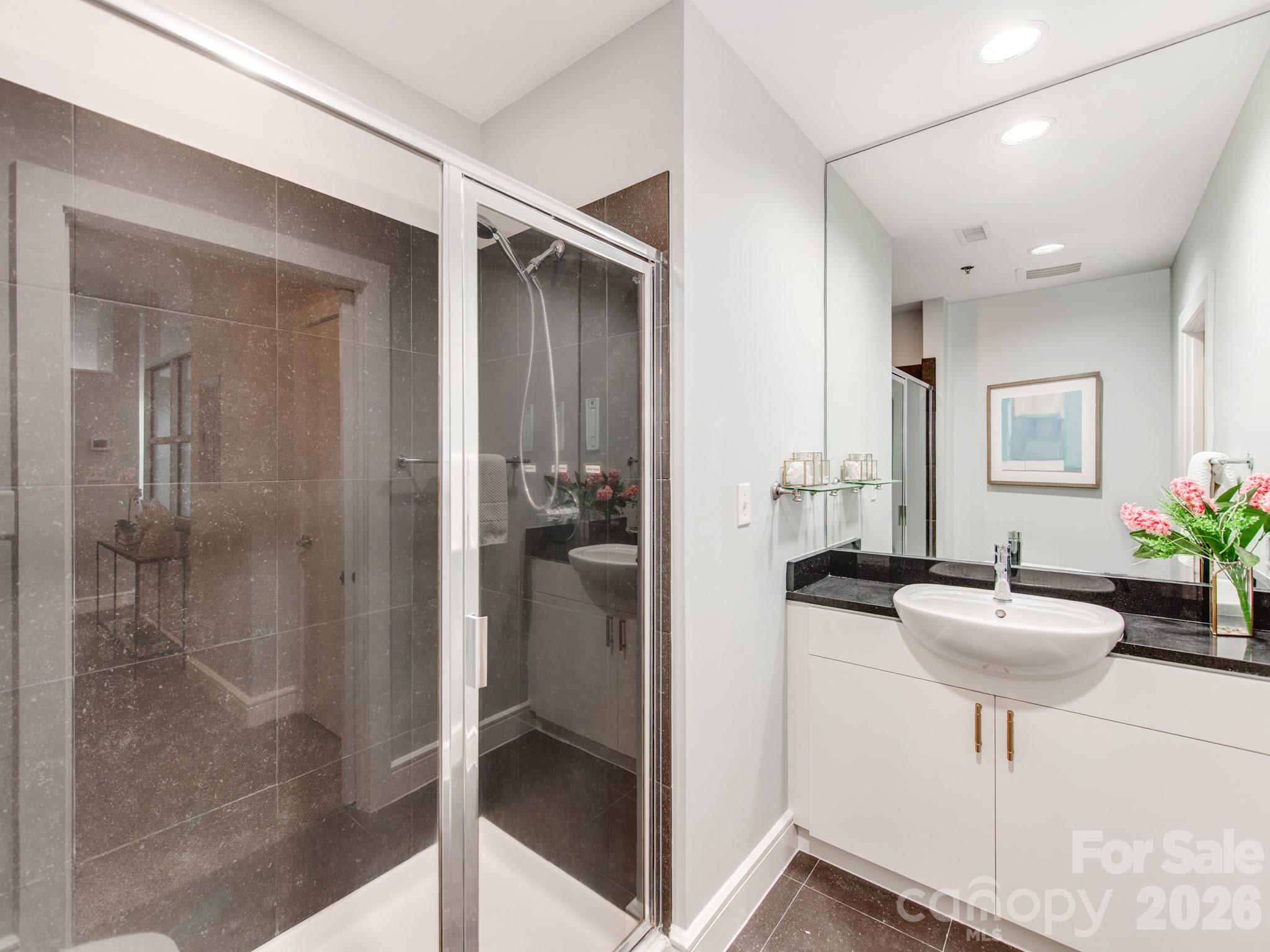 333 W Trade Street #2603 — Charlotte