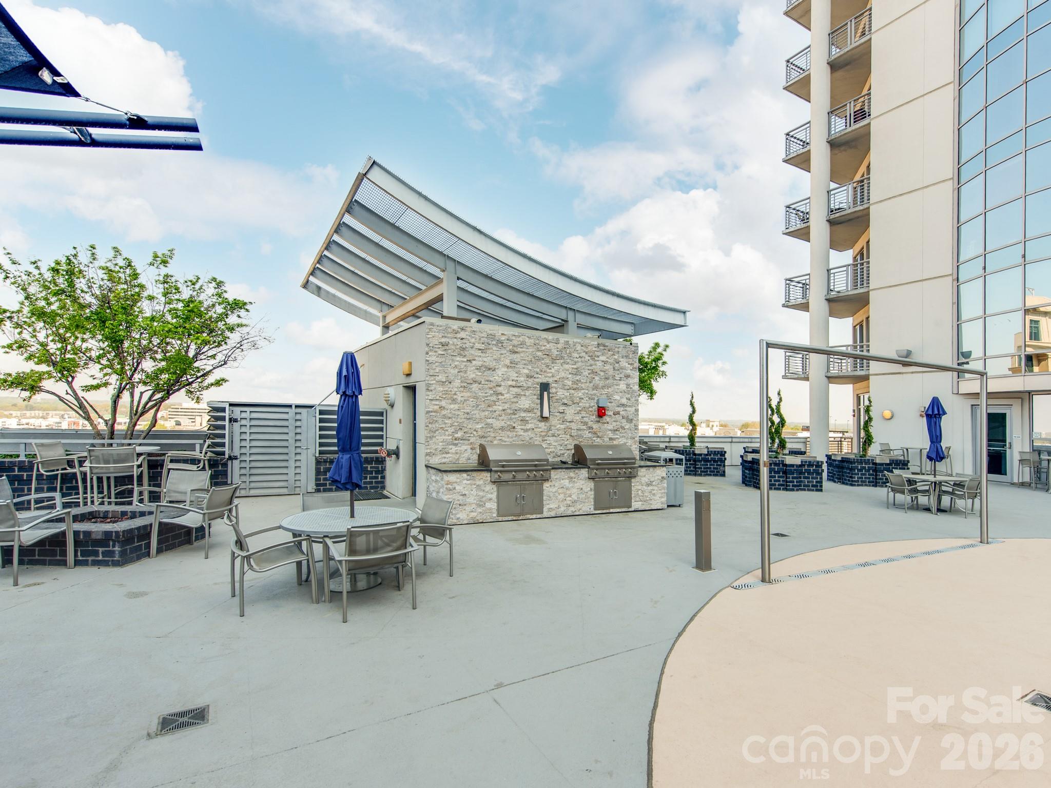 333 W Trade Street #2603 — Charlotte