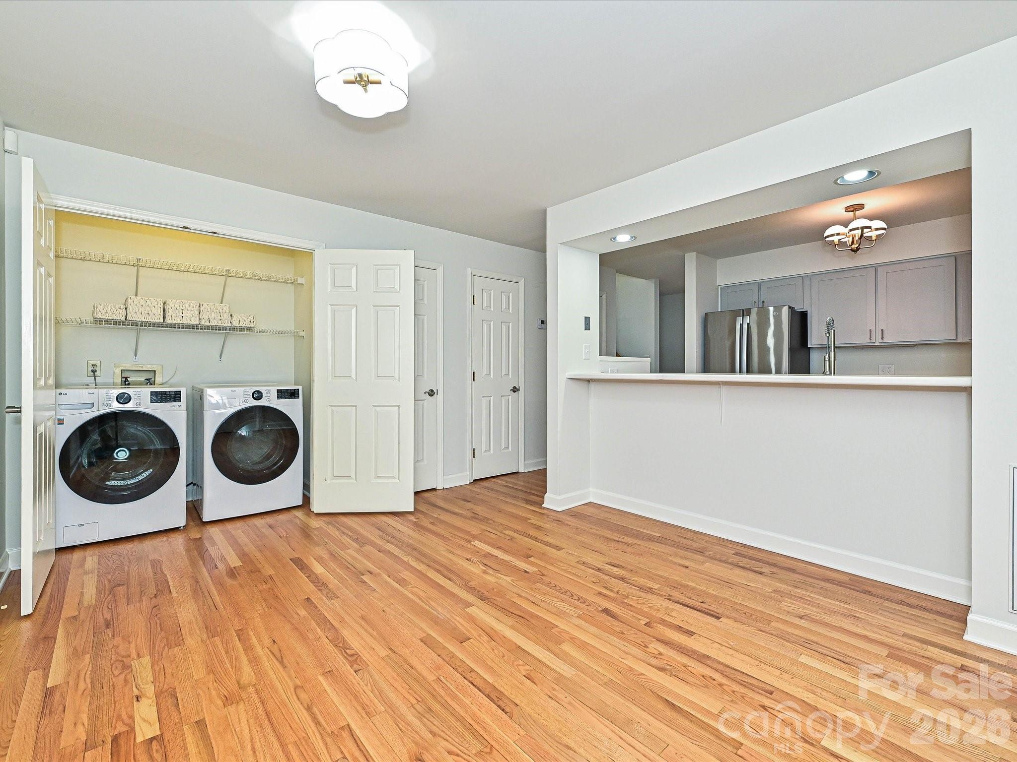 801 Lexington Avenue — Charlotte