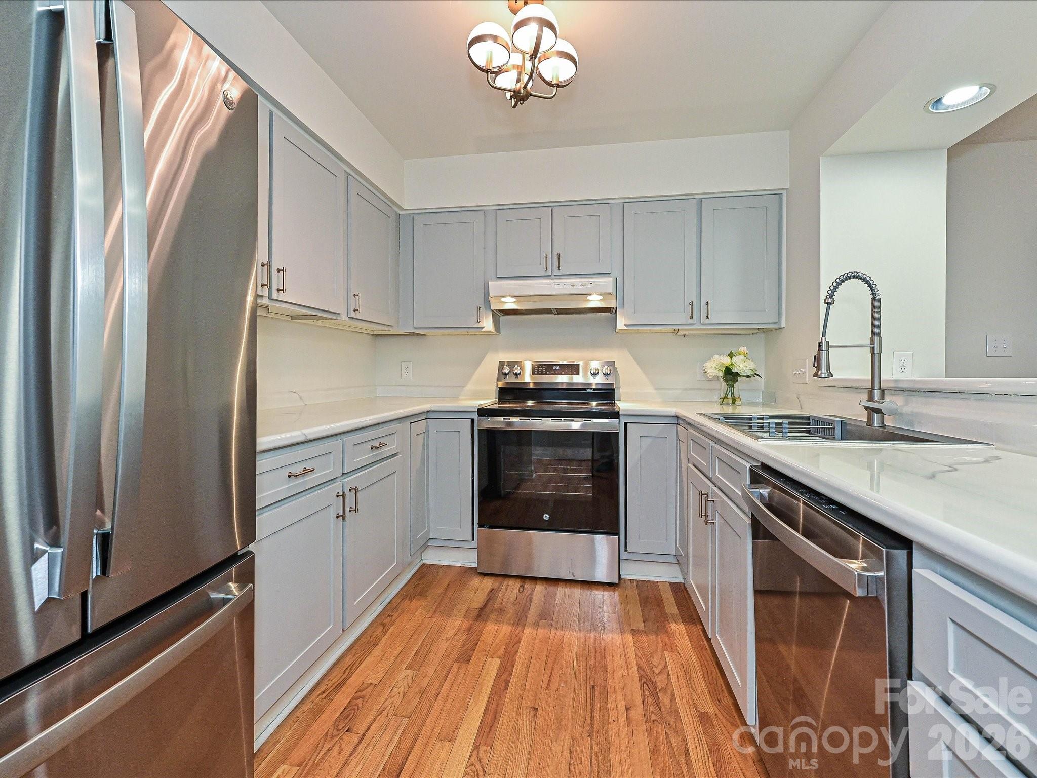801 Lexington Avenue — Charlotte
