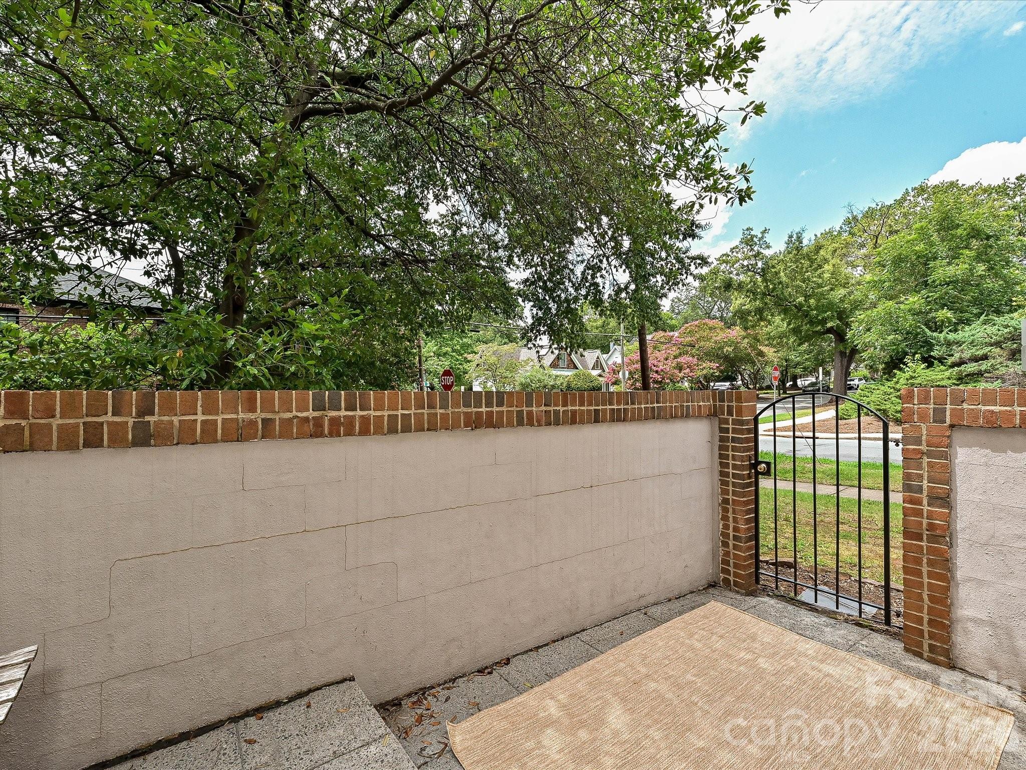 801 Lexington Avenue — Charlotte