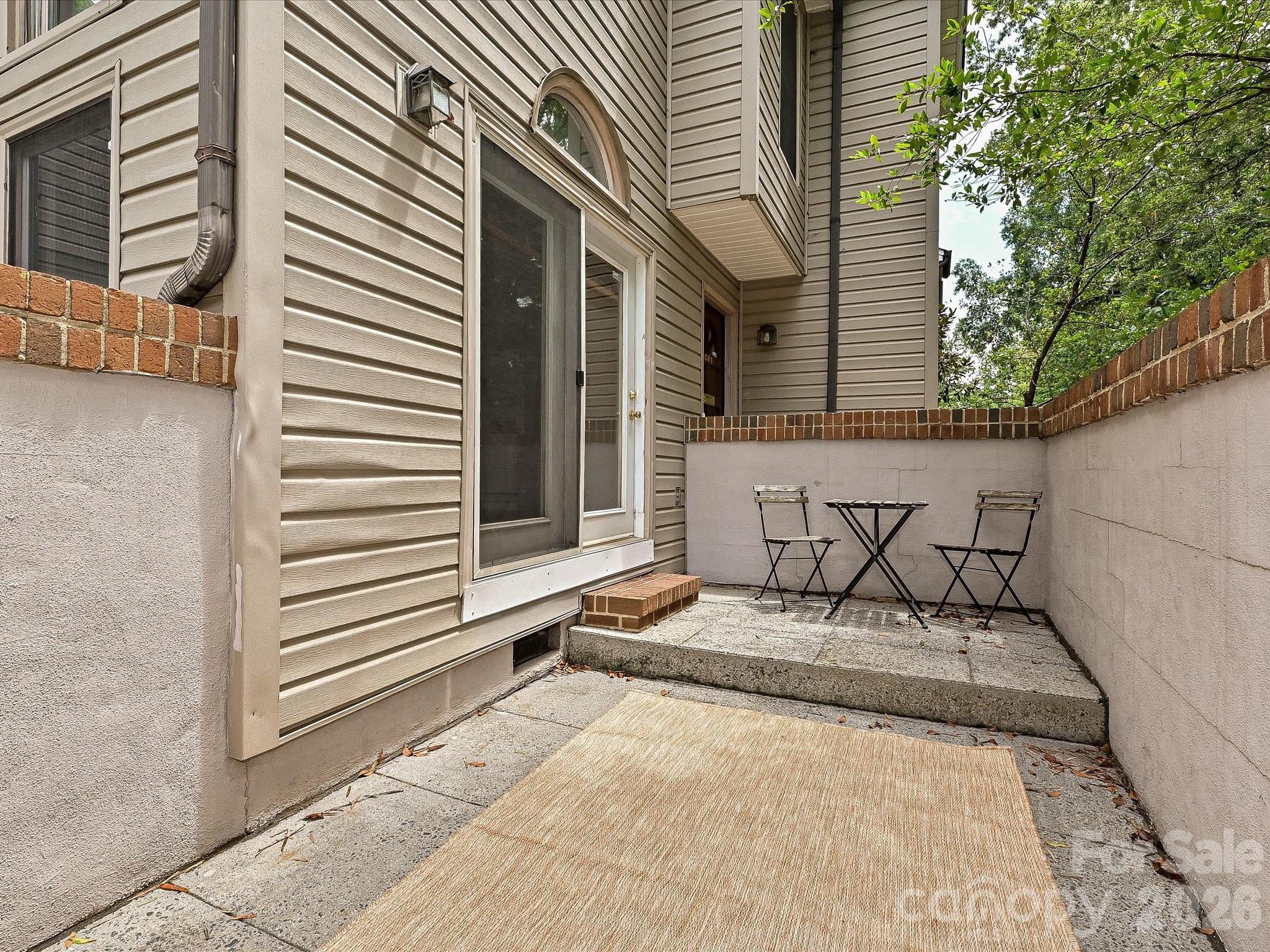 801 Lexington Avenue — Charlotte