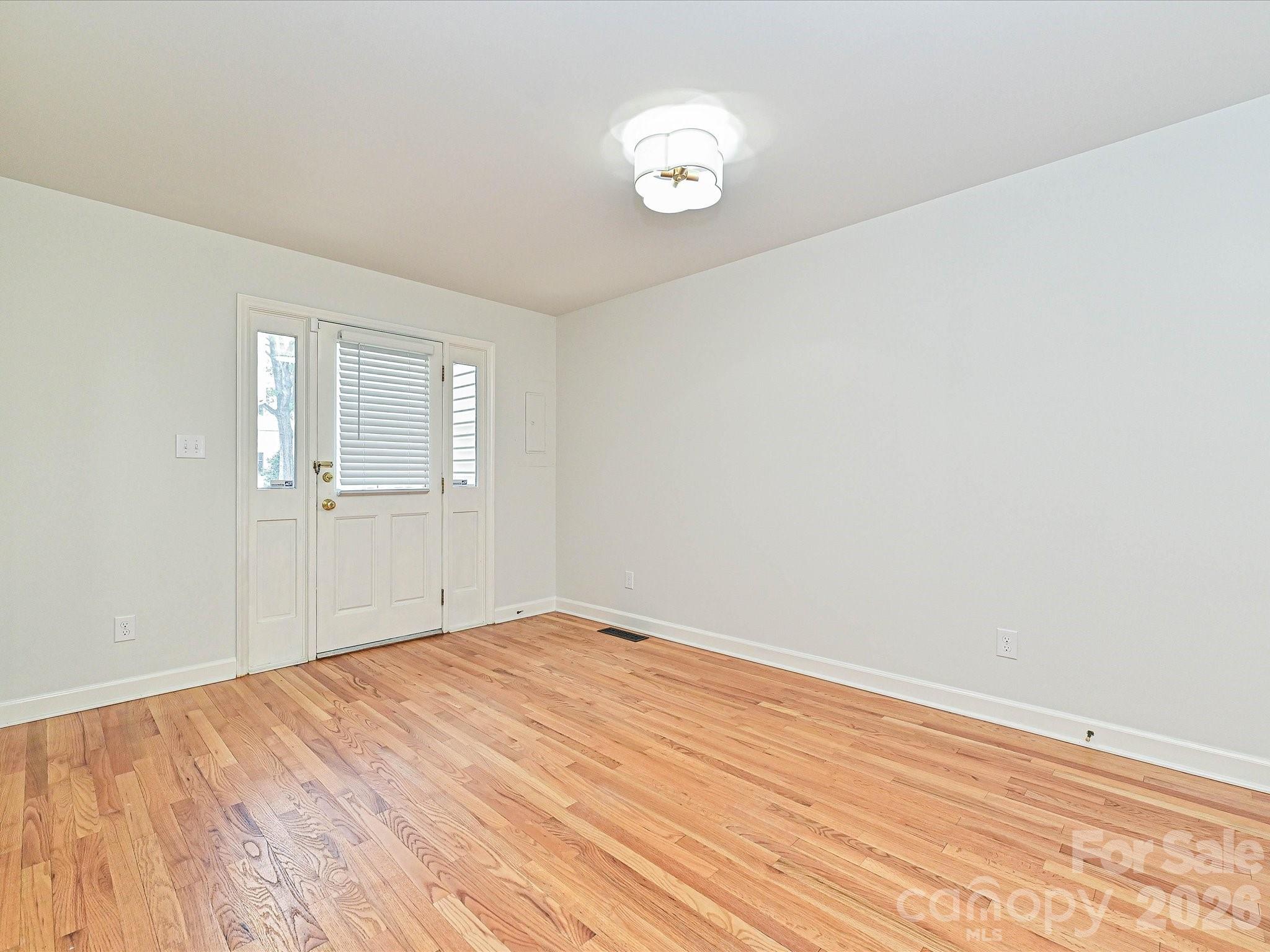 801 Lexington Avenue — Charlotte