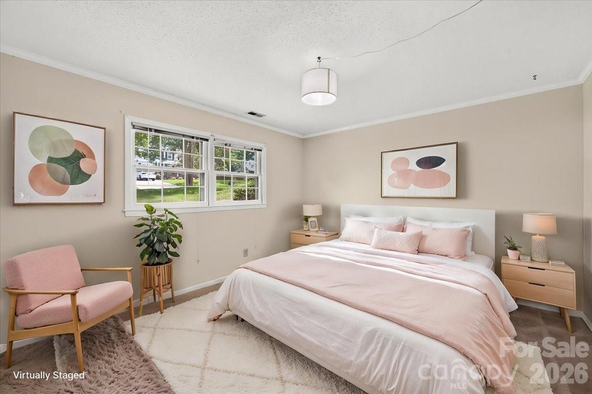 5000 Cedar Forest Drive — Charlotte