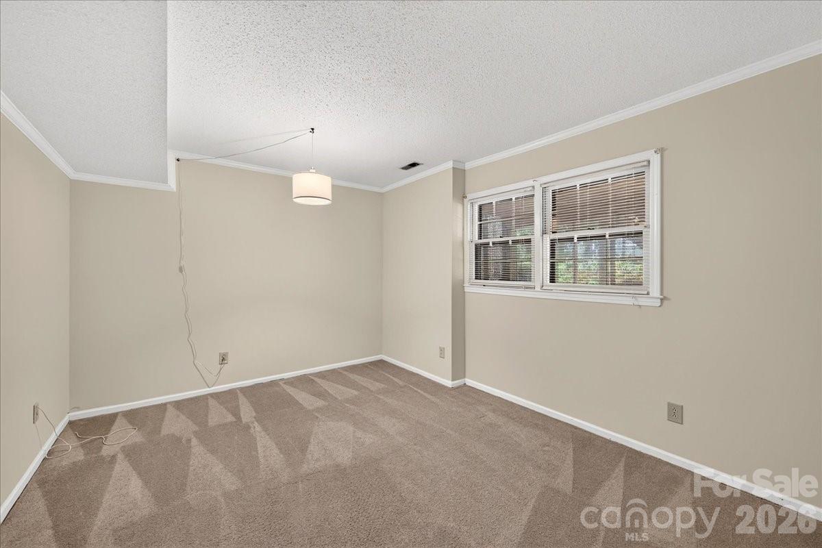 5000 Cedar Forest Drive — Charlotte