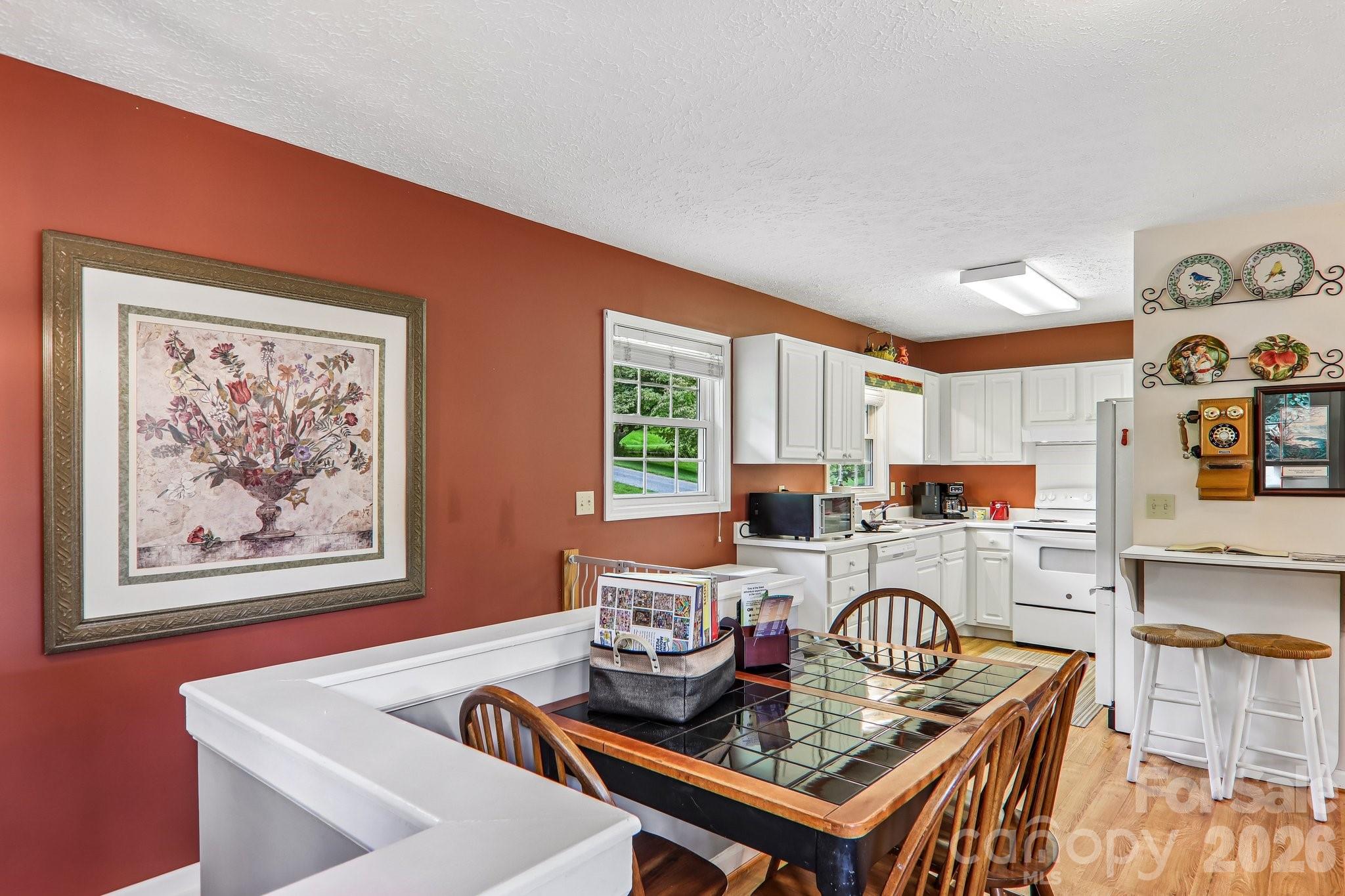 169 Highview Drive — Maggie Valley