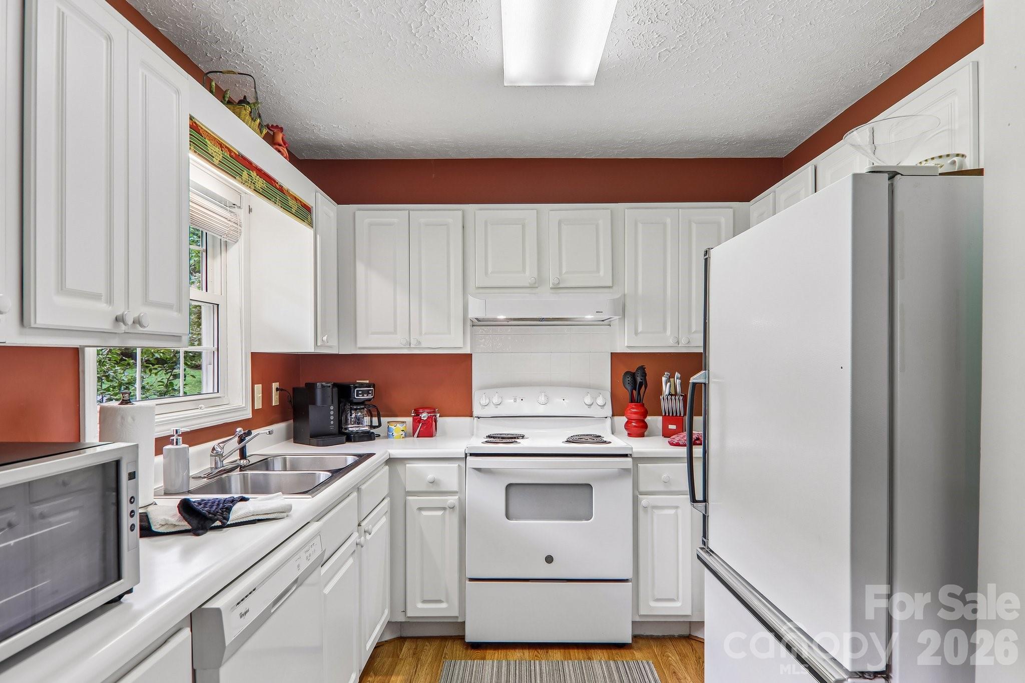 169 Highview Drive — Maggie Valley