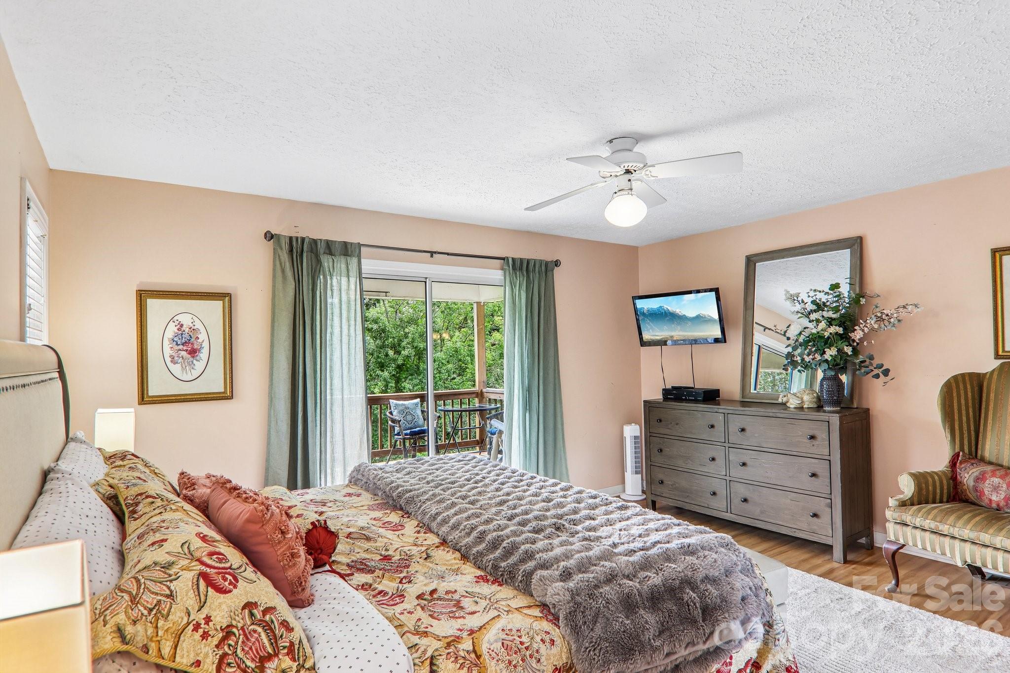 169 Highview Drive — Maggie Valley
