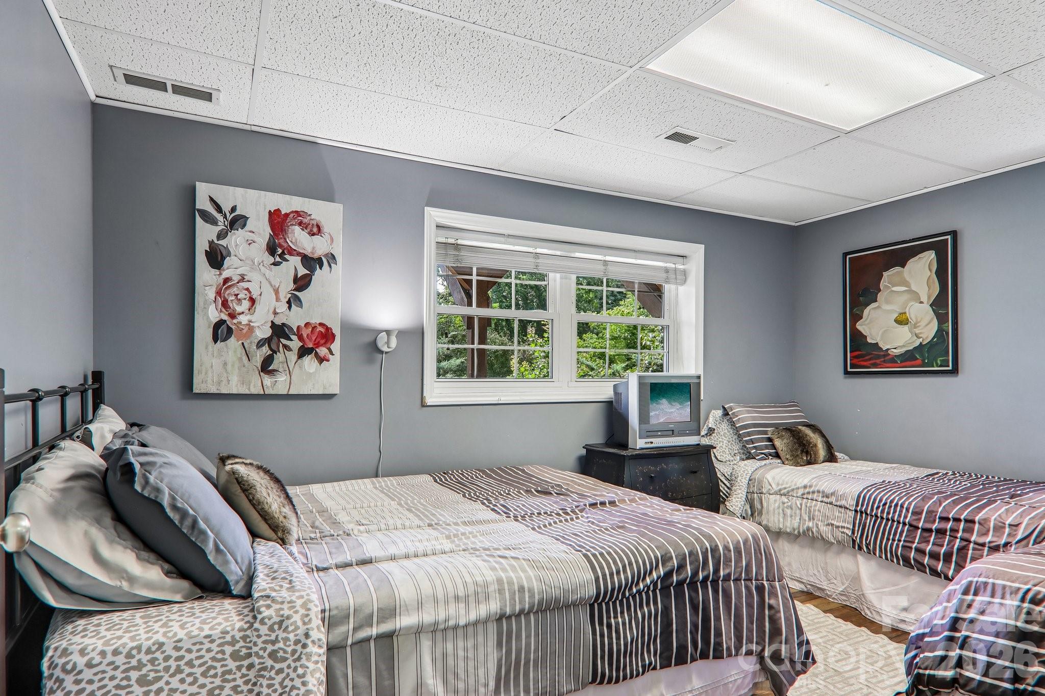 169 Highview Drive — Maggie Valley