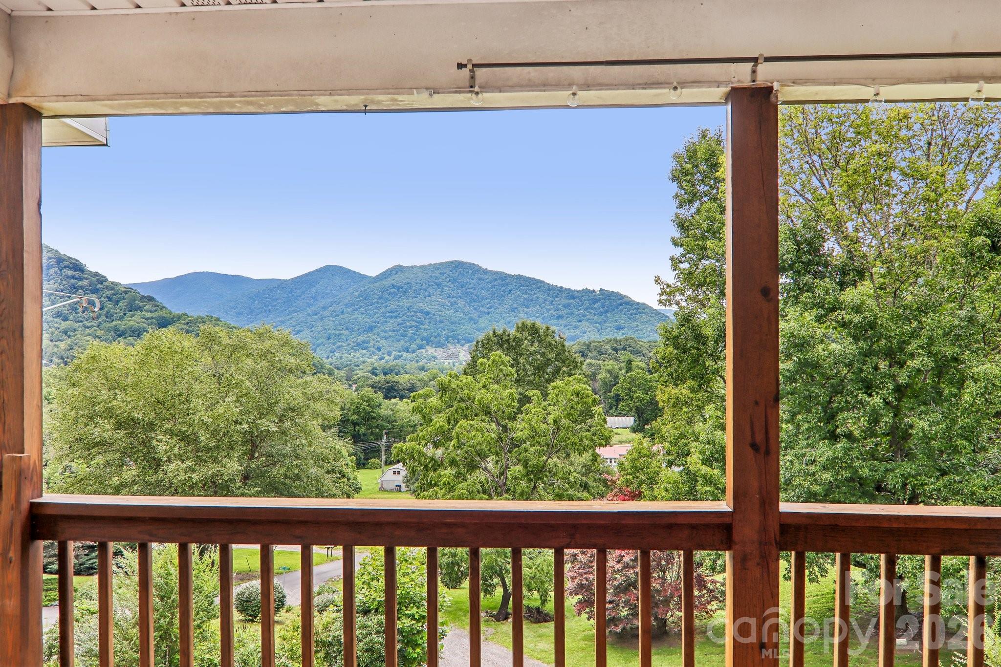 169 Highview Drive — Maggie Valley