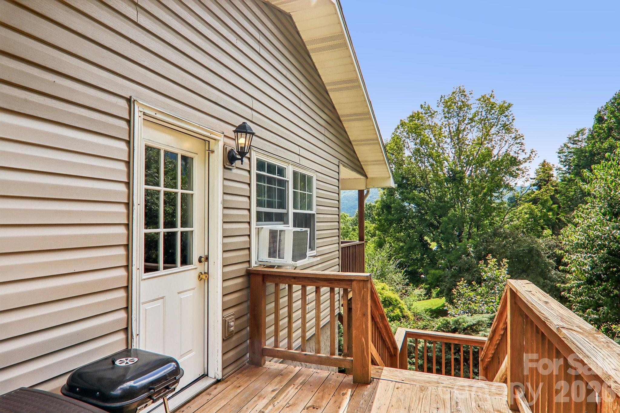 169 Highview Drive — Maggie Valley