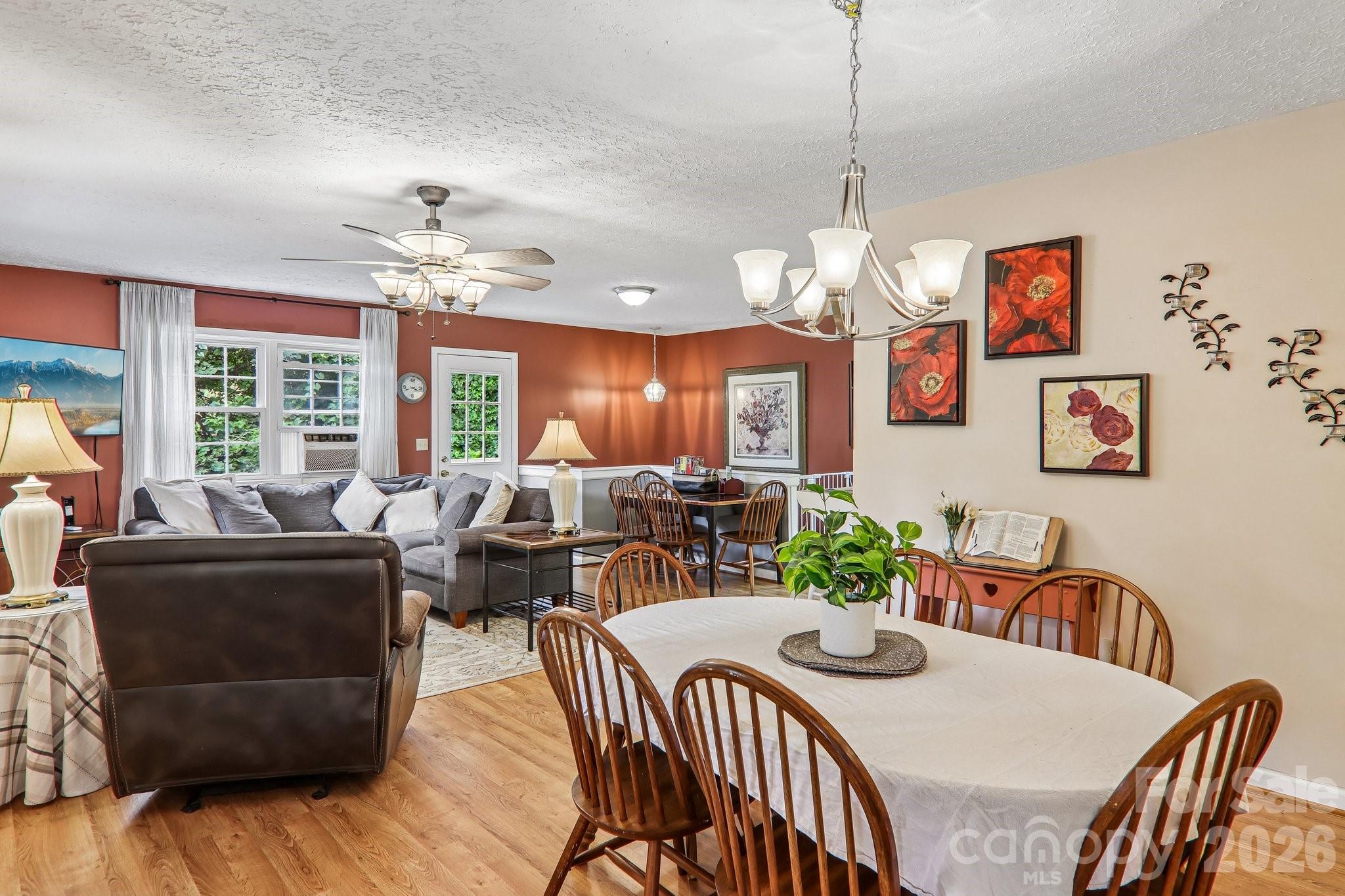 169 Highview Drive — Maggie Valley