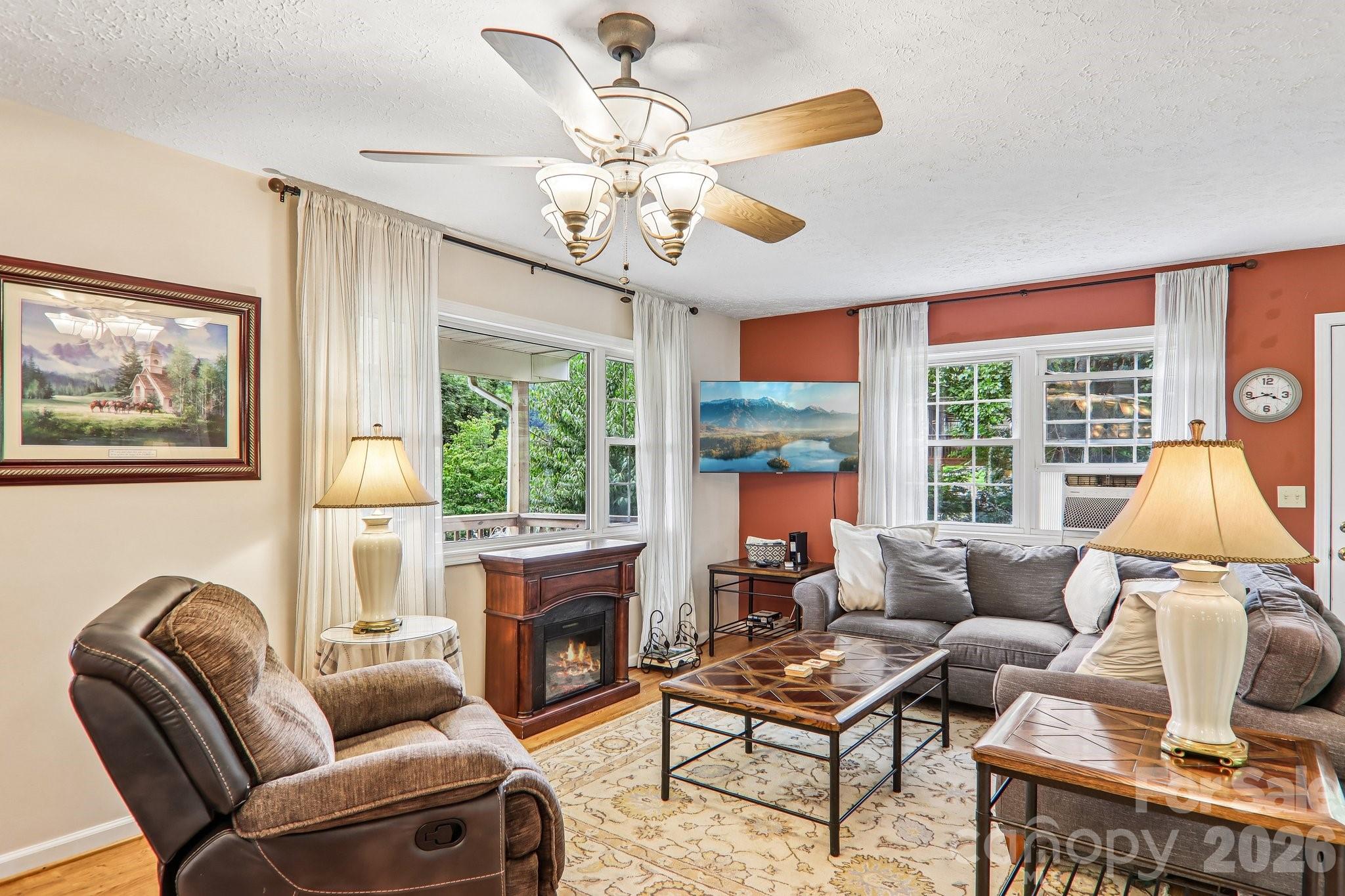 169 Highview Drive — Maggie Valley