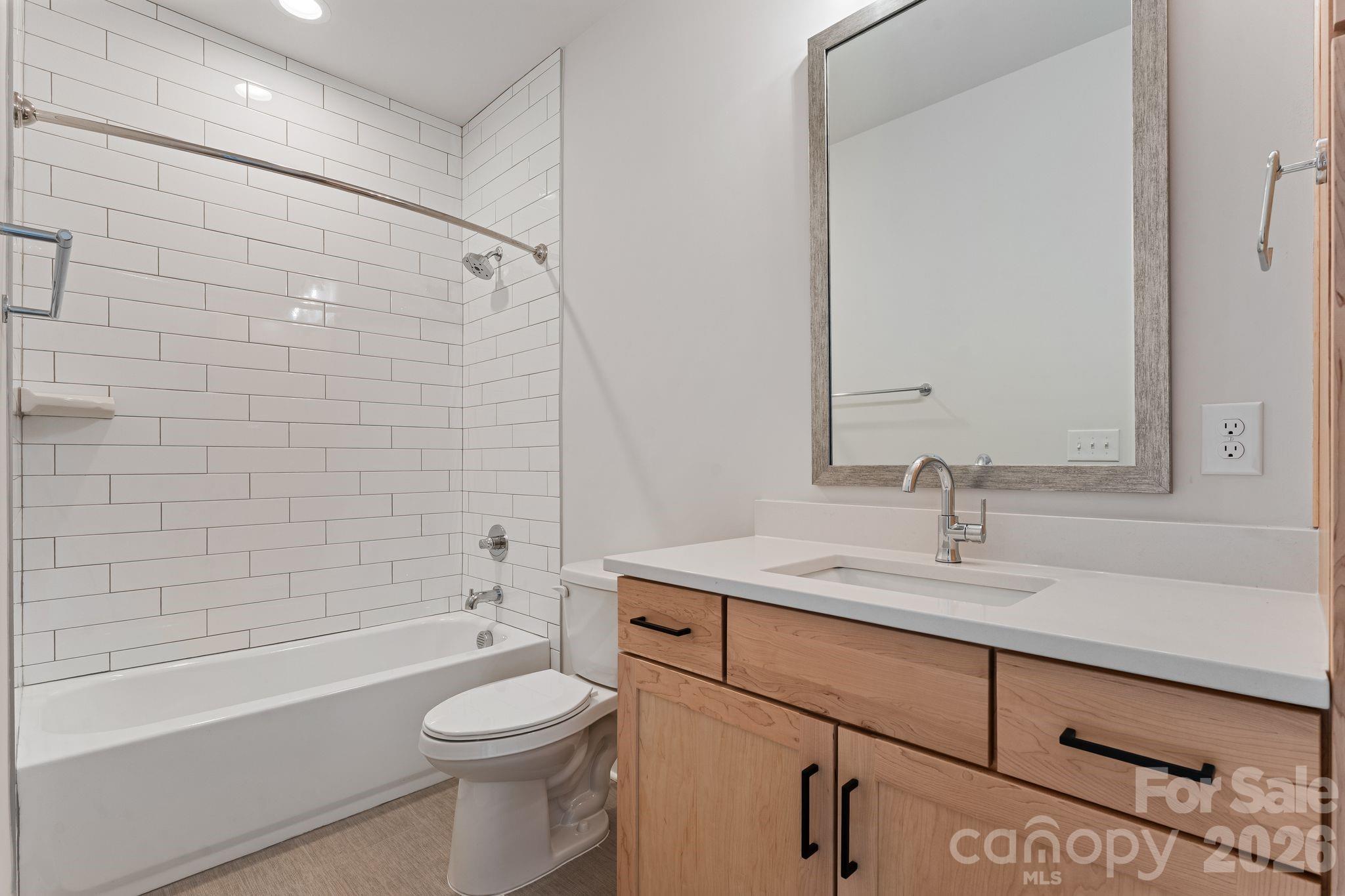 3015 Kalex Court — Charlotte