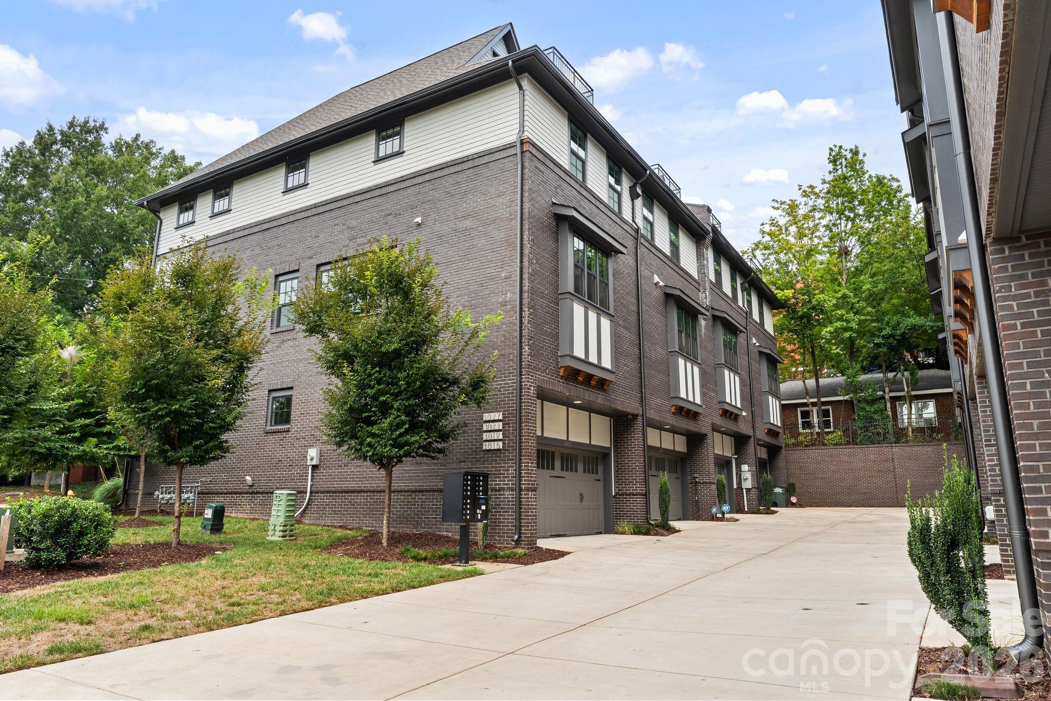 3015 Kalex Court — Charlotte