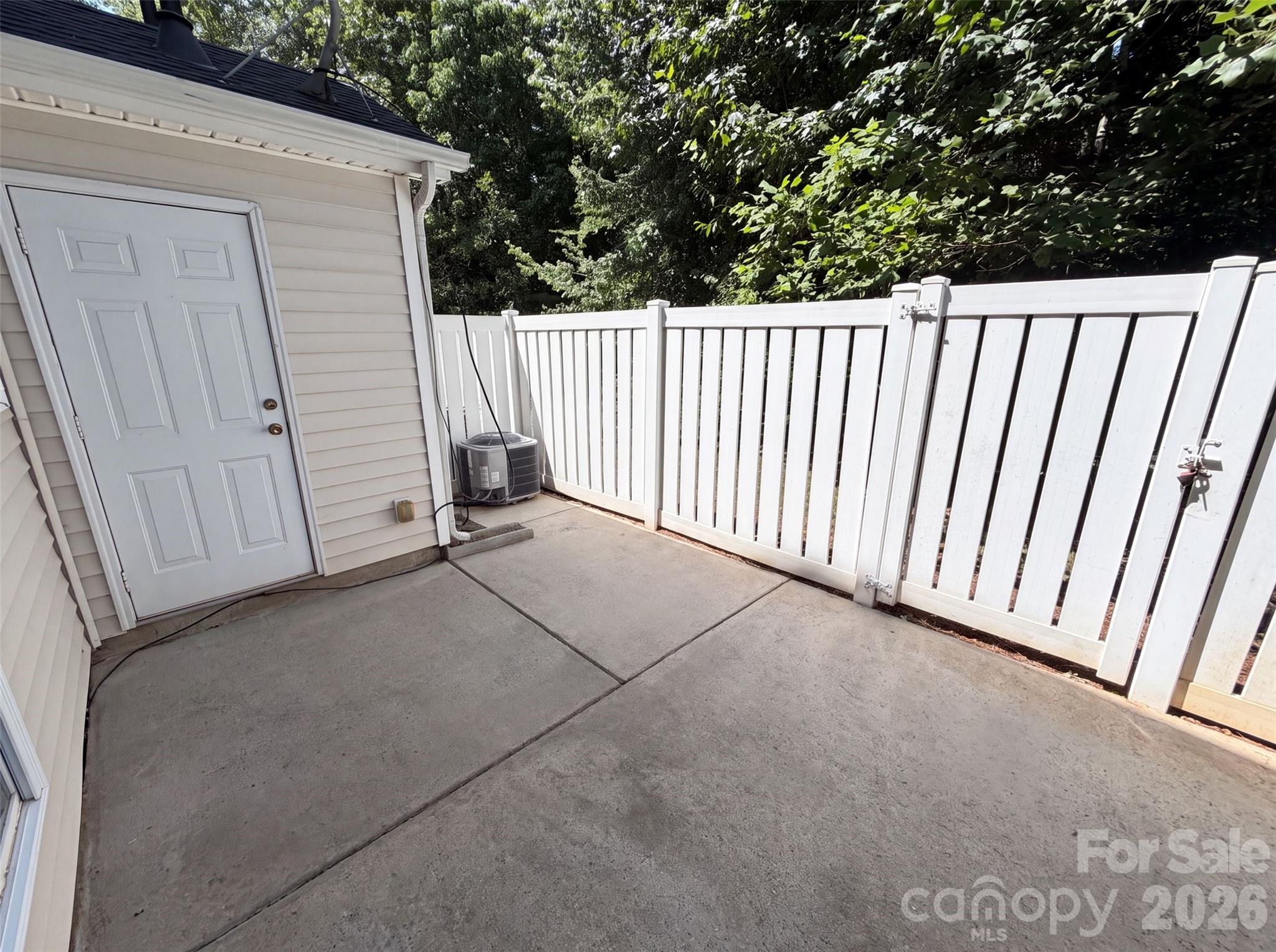 9514 Littleleaf Drive — Charlotte