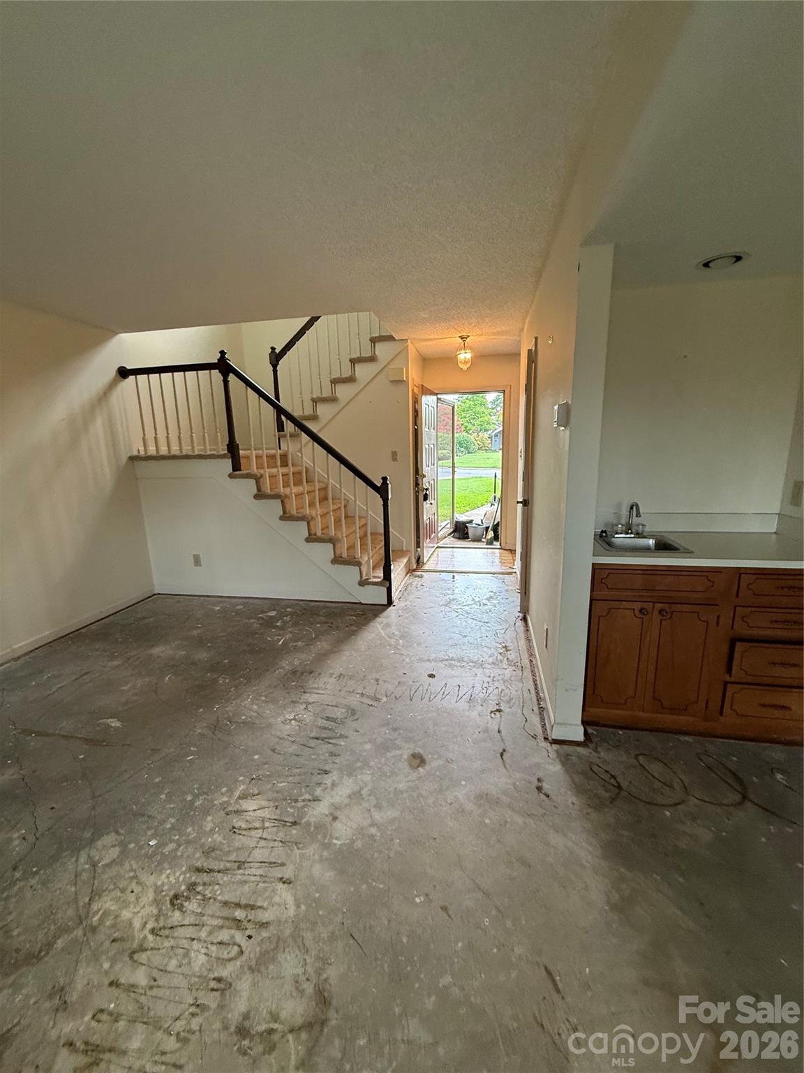 6805 Cabot Circle — Charlotte