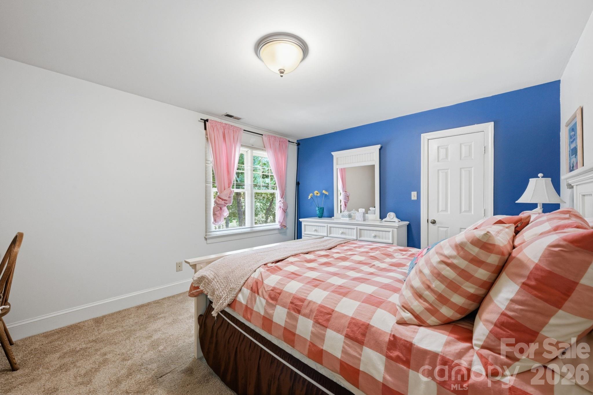 4620 Fairvista Drive — Charlotte