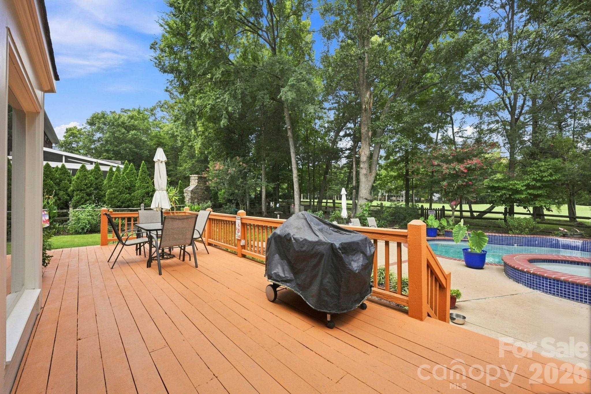 4620 Fairvista Drive — Charlotte
