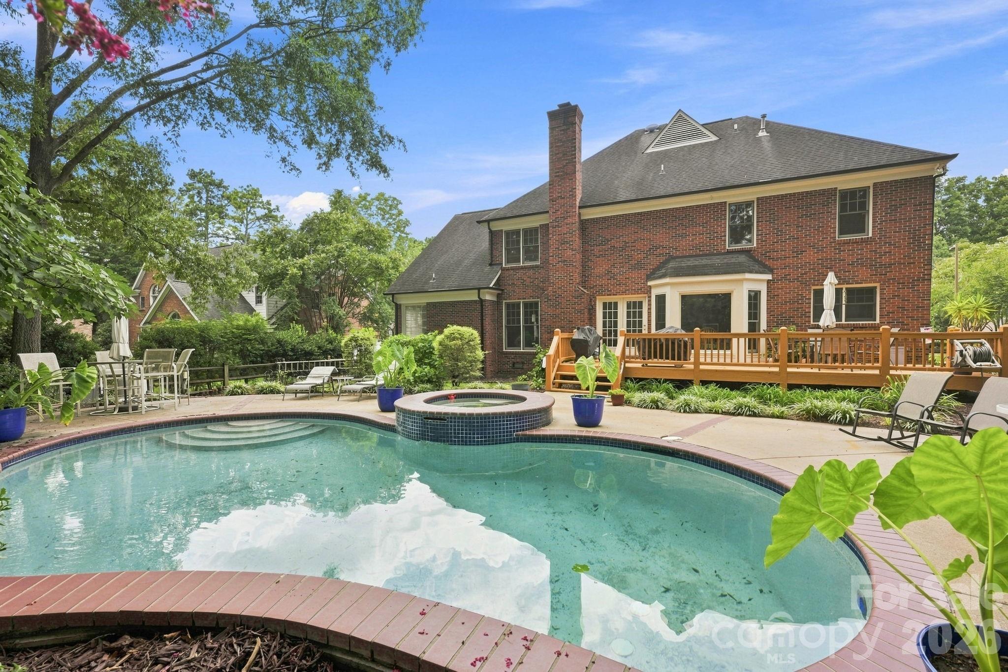 4620 Fairvista Drive — Charlotte