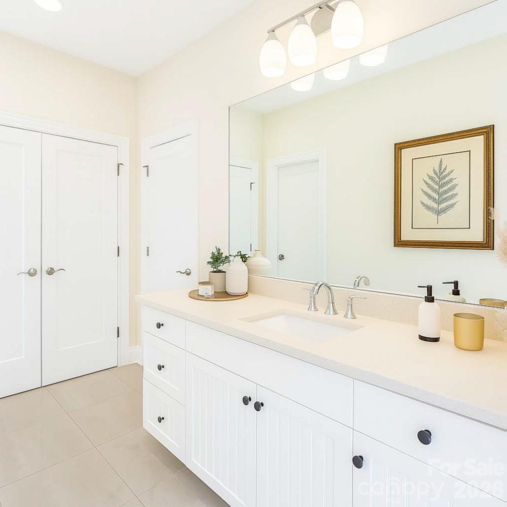 1025 N Sharon Amity Road — Charlotte