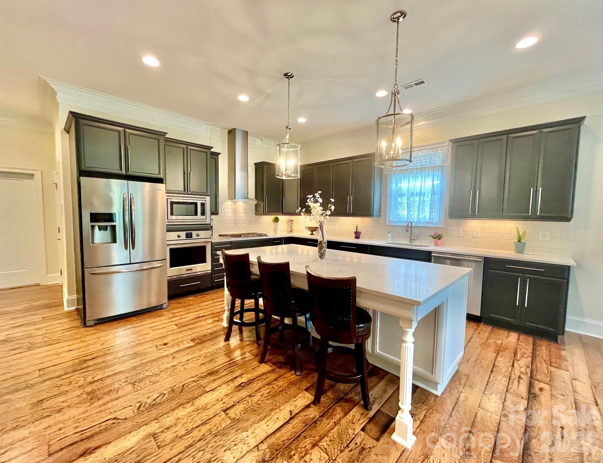 1025 N Sharon Amity Road — Charlotte