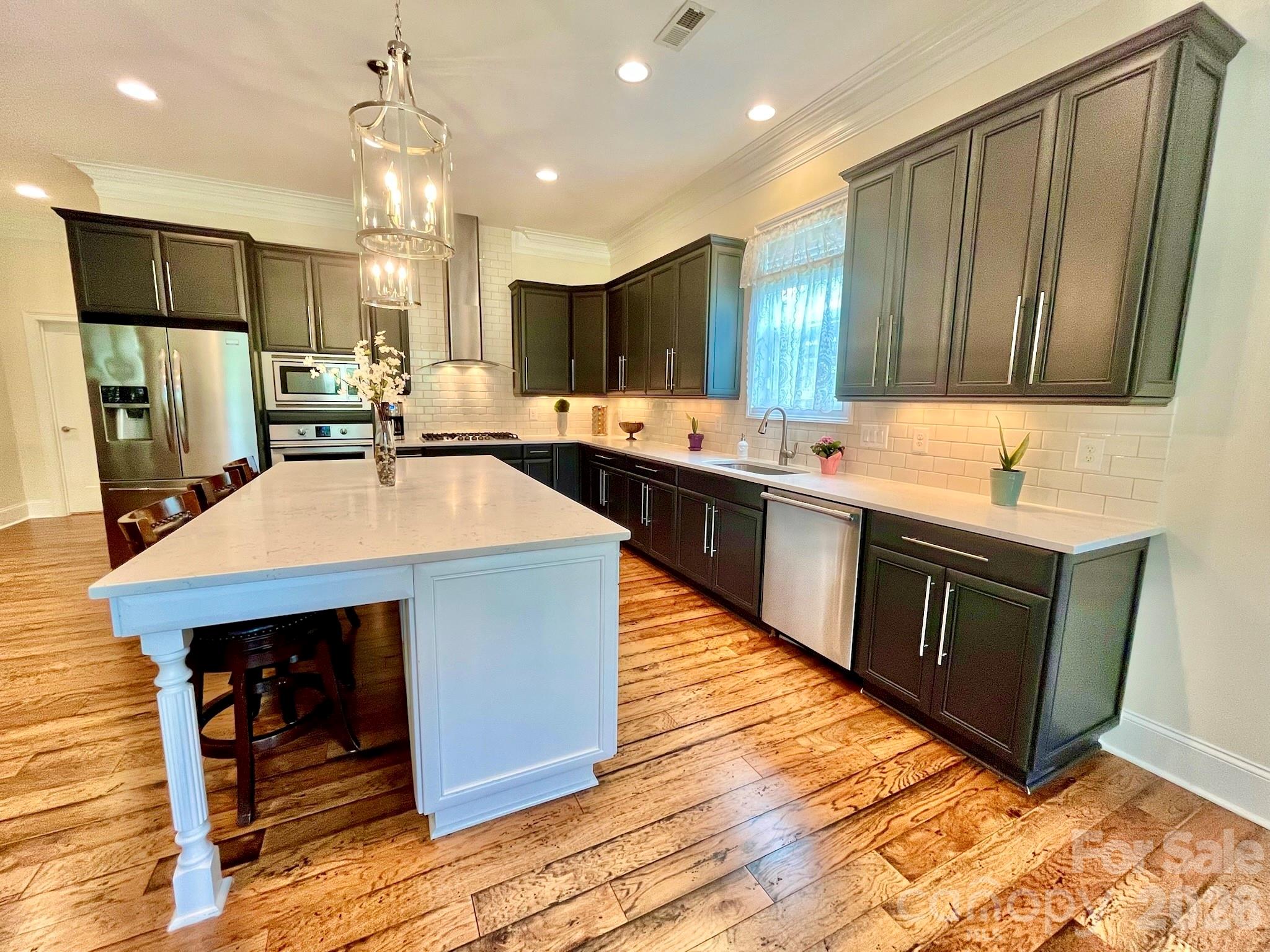 1025 N Sharon Amity Road — Charlotte