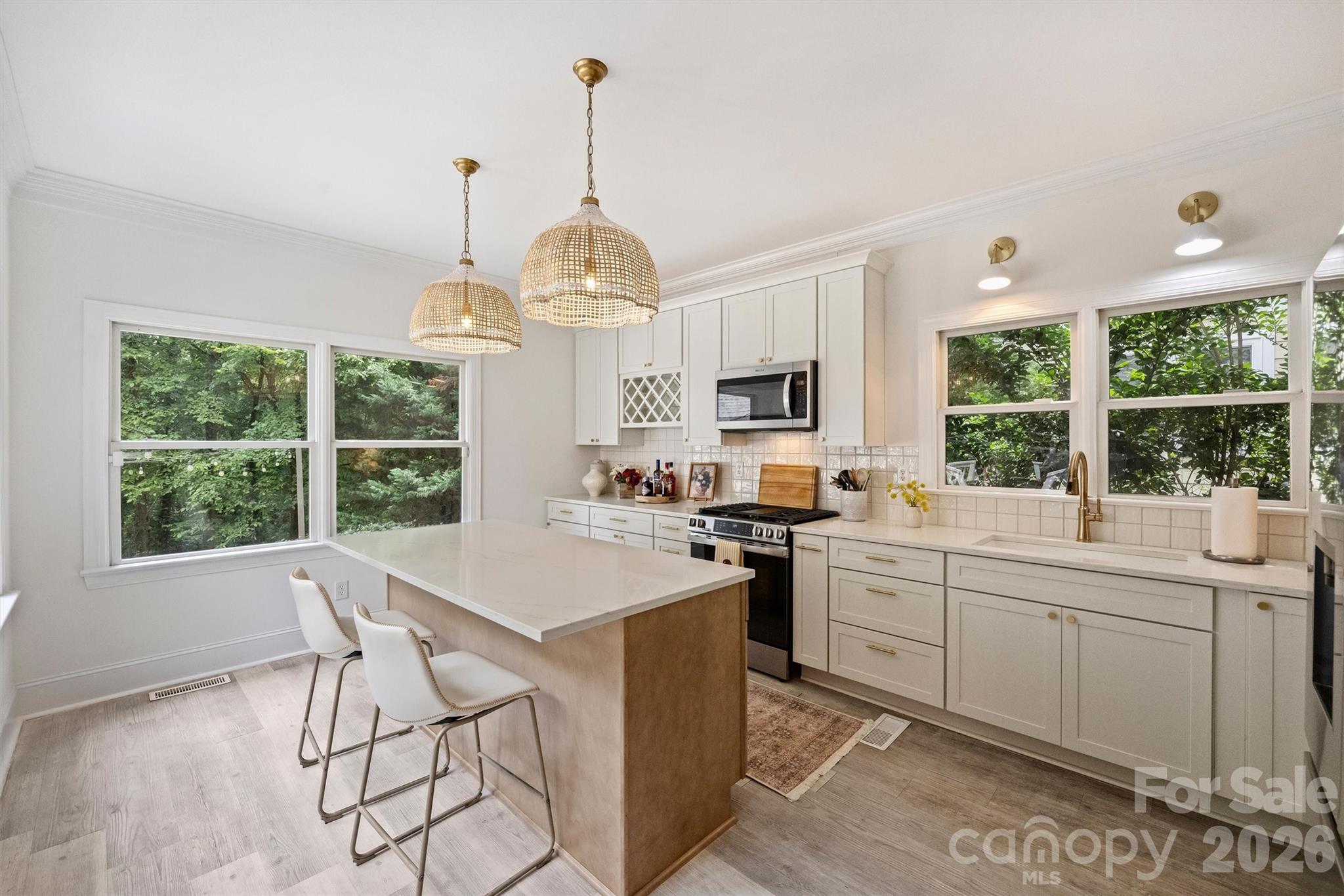 1328 Ivey Drive — Charlotte