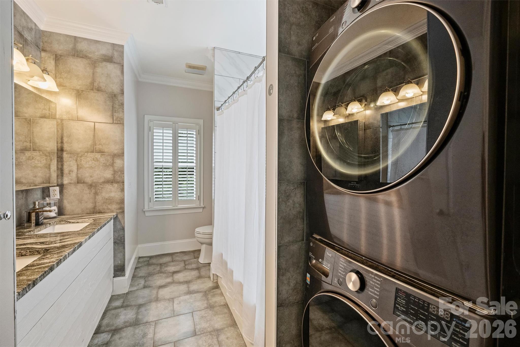 1328 Ivey Drive — Charlotte