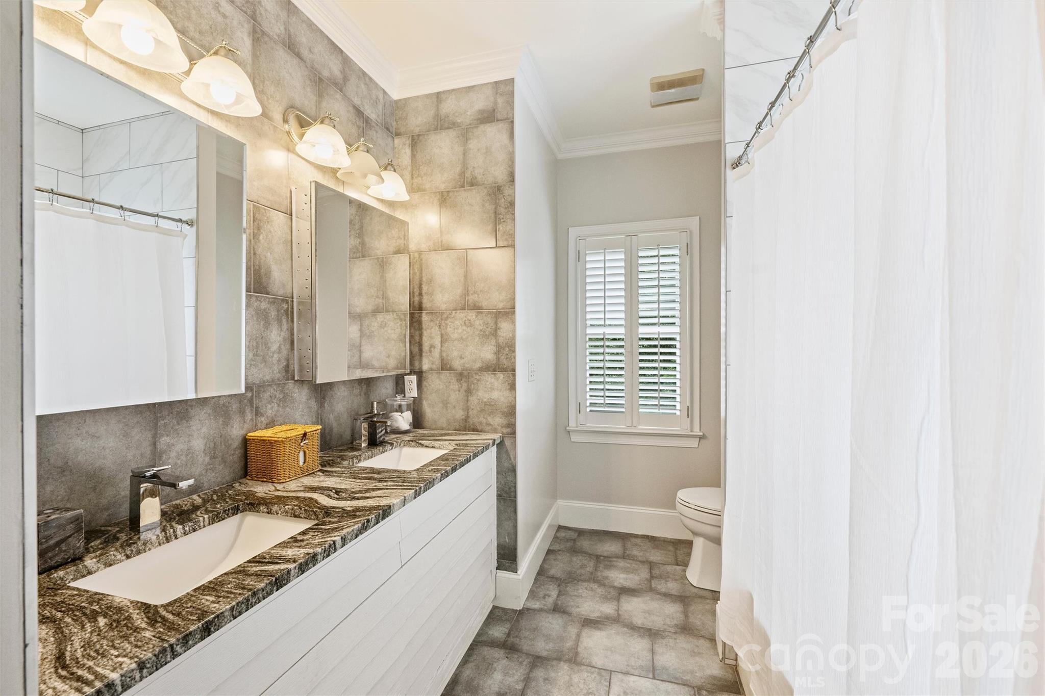 1328 Ivey Drive — Charlotte