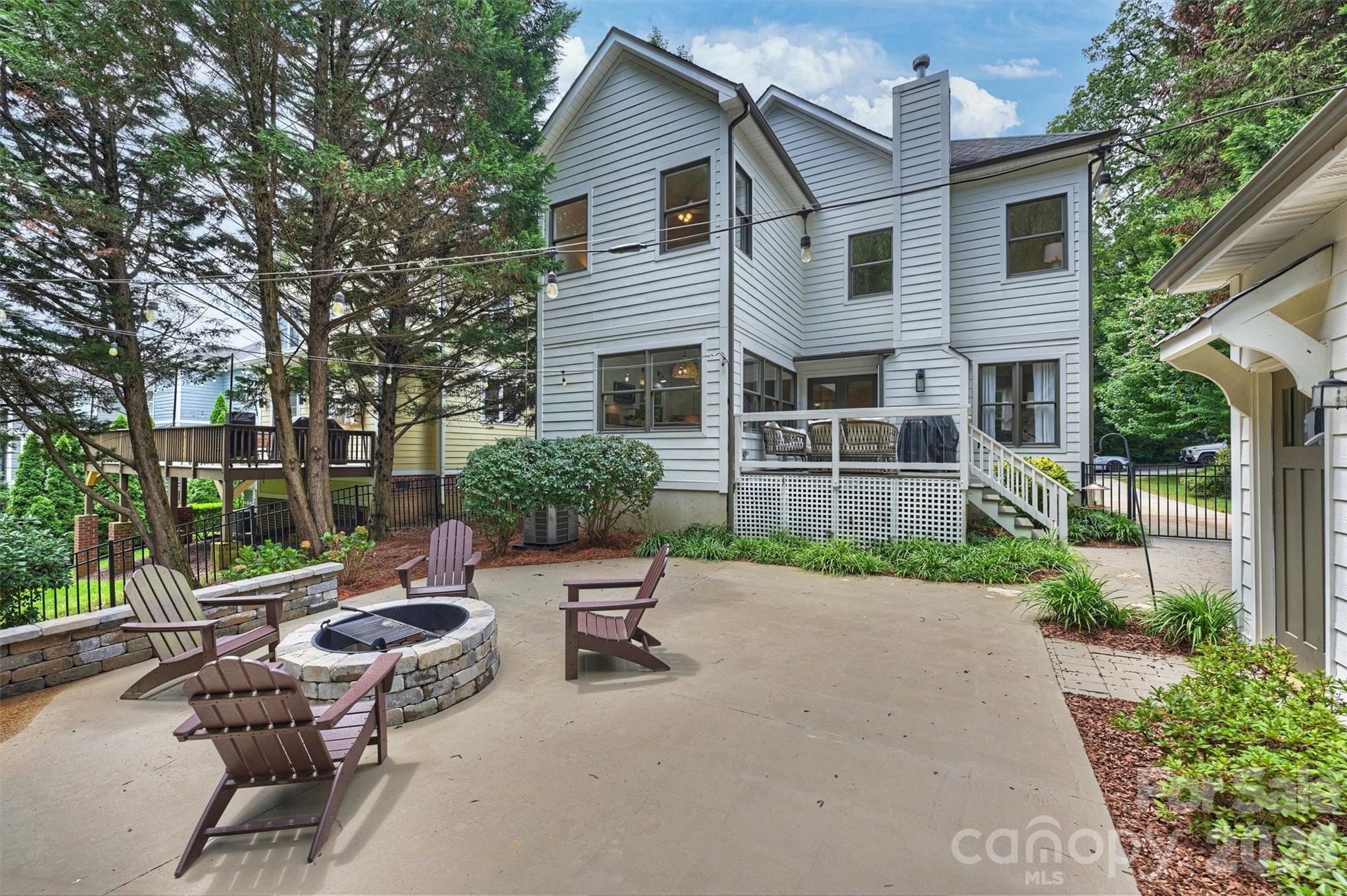 1328 Ivey Drive — Charlotte
